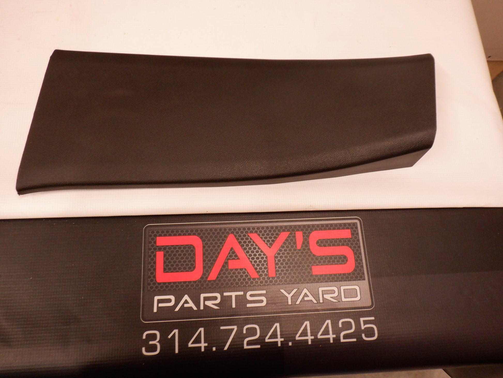 2009 Pontiac G8 LH Driver Lower Interior B Pillar Trim Molding Cover OEM - Day's Parts Yard