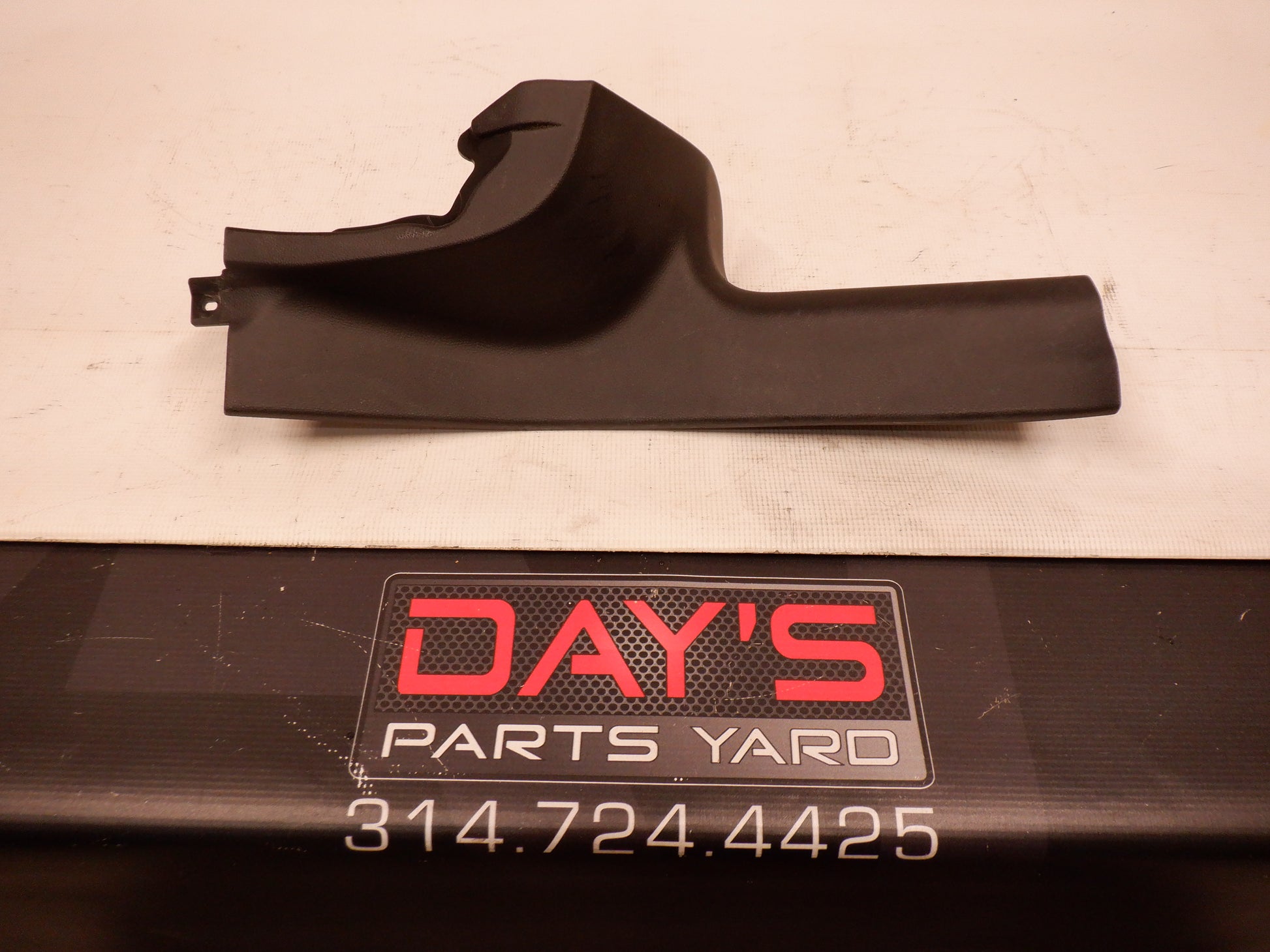 2014 Chevy SS Sedan RH Carpet Retainer 92264393 OEM - Day's Parts Yard