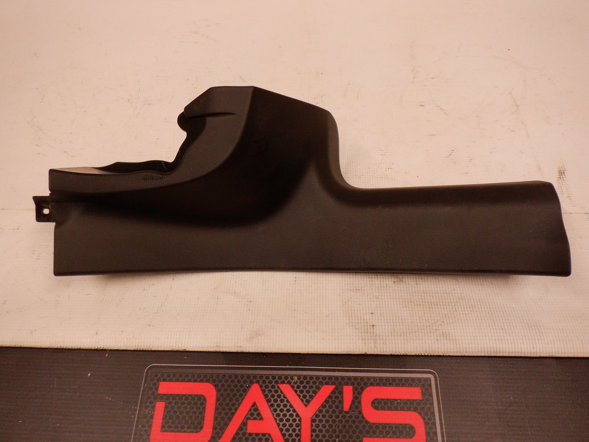 2014 Chevy SS Sedan RH Carpet Retainer 92264393 OEM - Day's Parts Yard