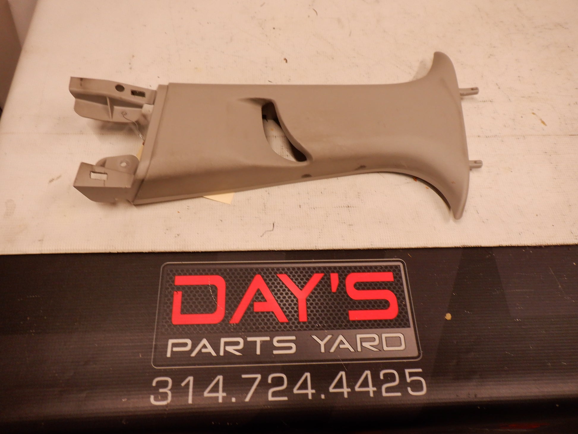 2014 Chevy SS Sedan LH Driver Upper B Pillar 92295189 OEM - Day's Parts Yard