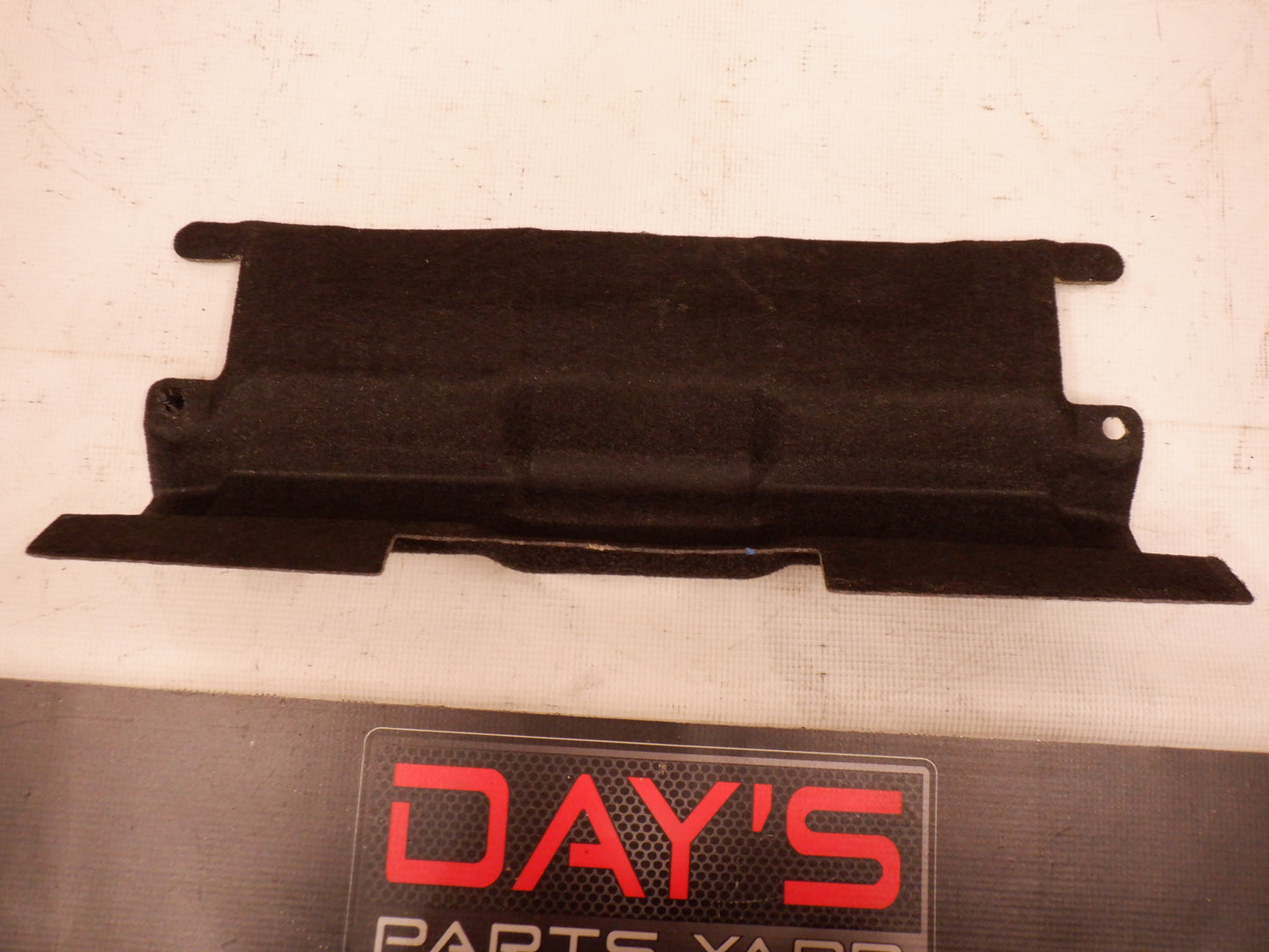 2014 Chevy SS Ski Port Felt Cover 922158040E OEM - Day's Parts Yard