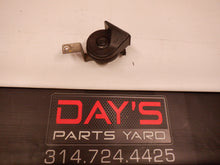 2009 Pontiac G8 Horn 92199556-92199555 OEM - Day's Parts Yard
