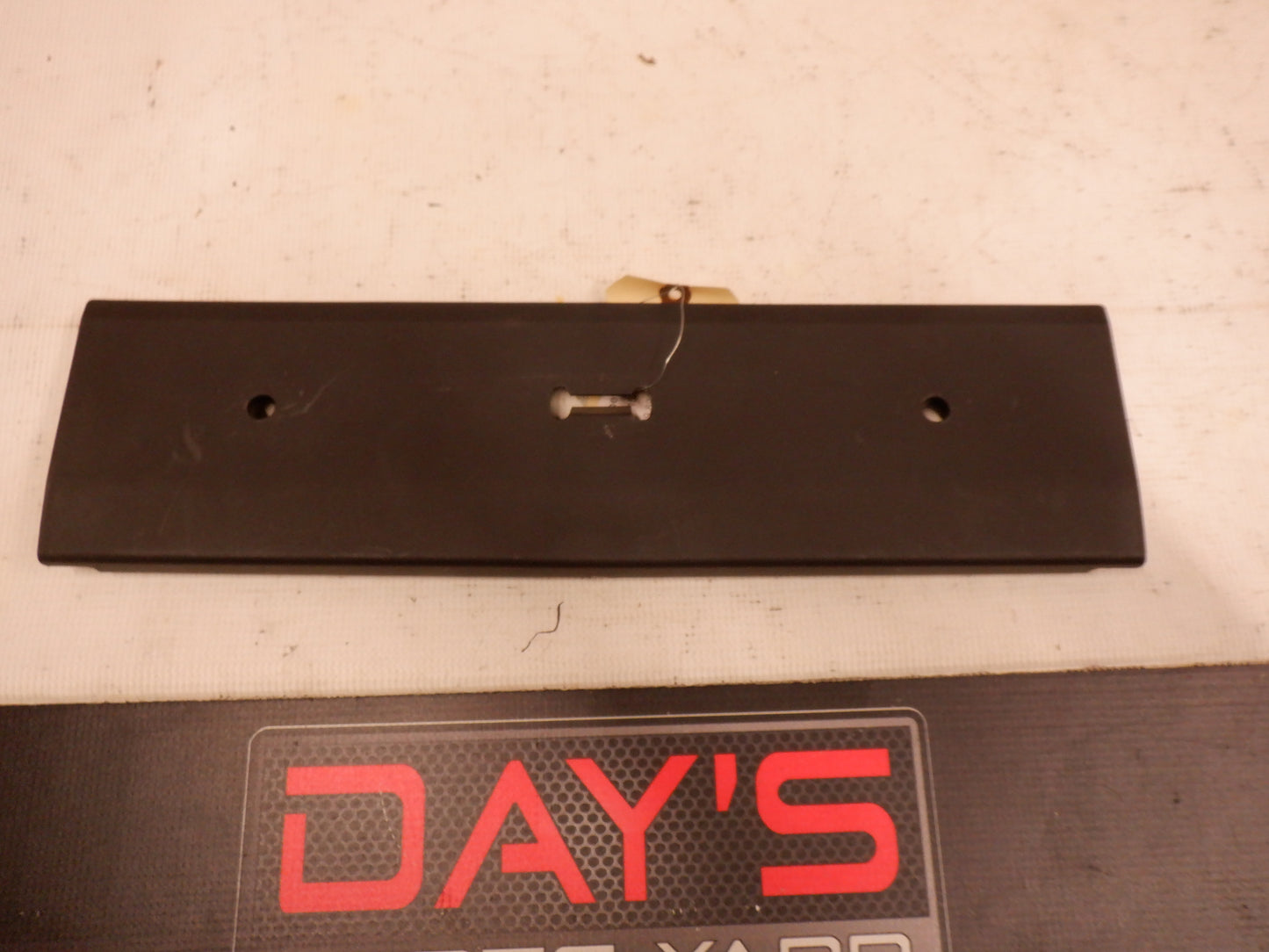 2014 Chevy SS Sedan Center Seat Cover Trim 92161181 OEM - Day's Parts Yard