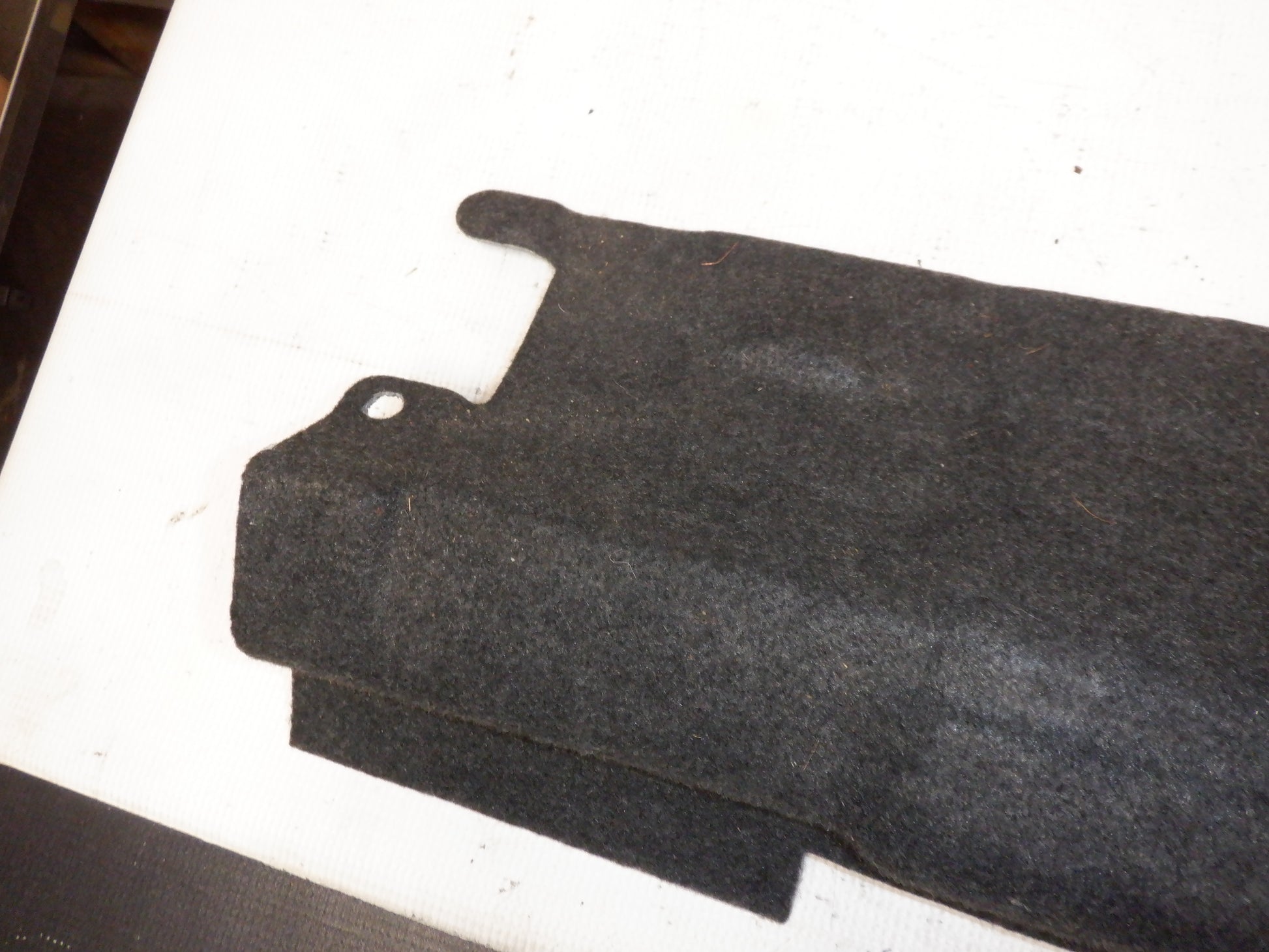 2014 Chevy SS Sedan Ski Port Felt Cover OEM - Day's Parts Yard