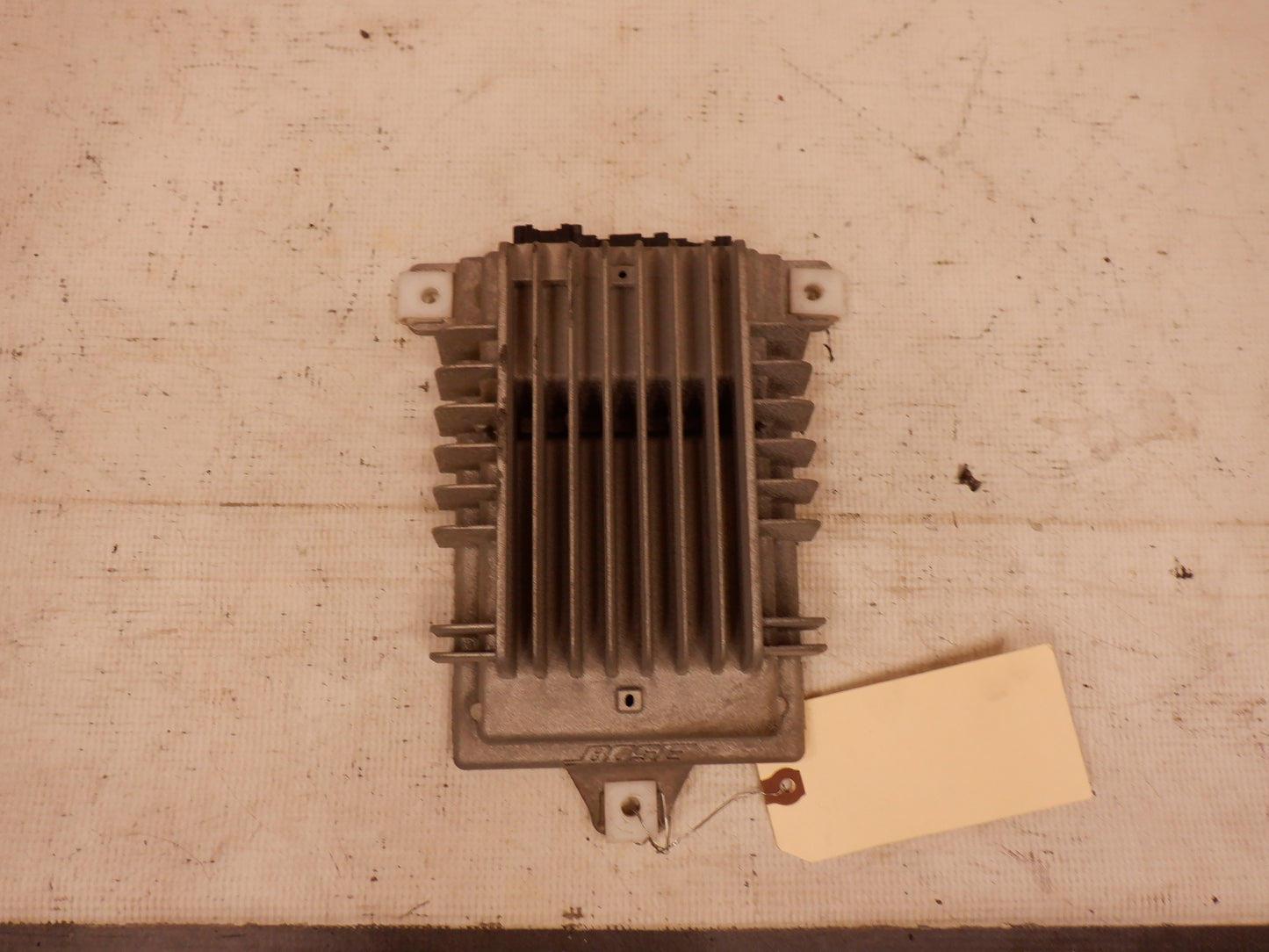 2014 Chevy SS Sedan Radio Stereo Amplifier AMP 9229476 OEM - Day's Parts Yard