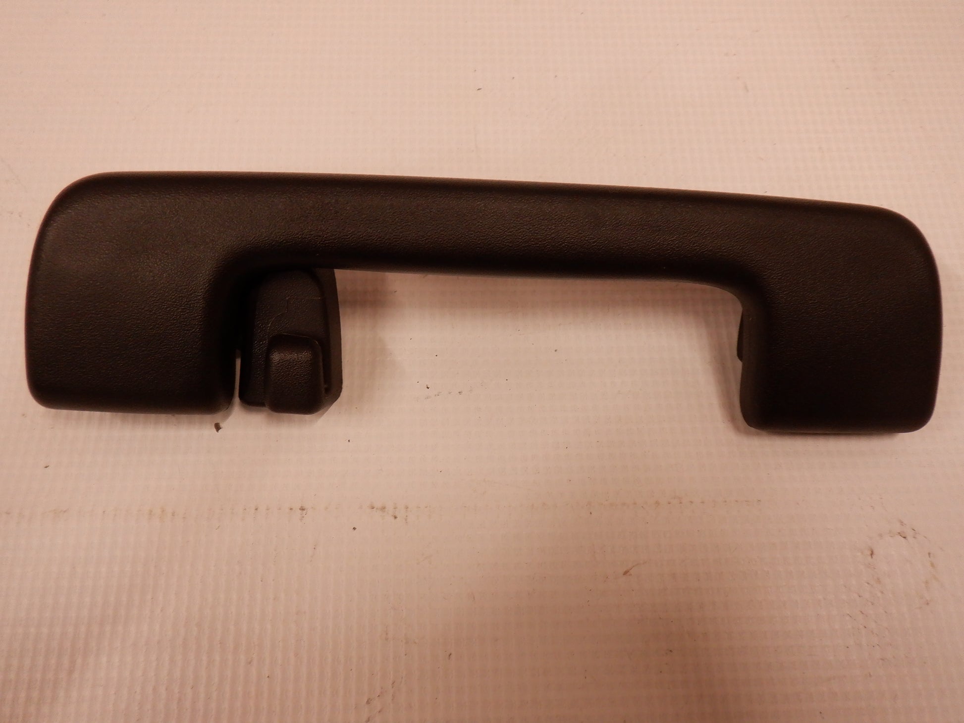 2008 Pontiac G8 Roof Assist Handle Front Left  OEM - Day's Parts Yard
