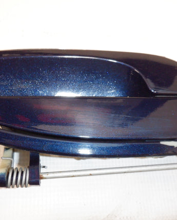 2004-2006 Pontiac GTO Exterior RH Door Handle Dark Blue 92056184 OEM - Day's Parts Yard