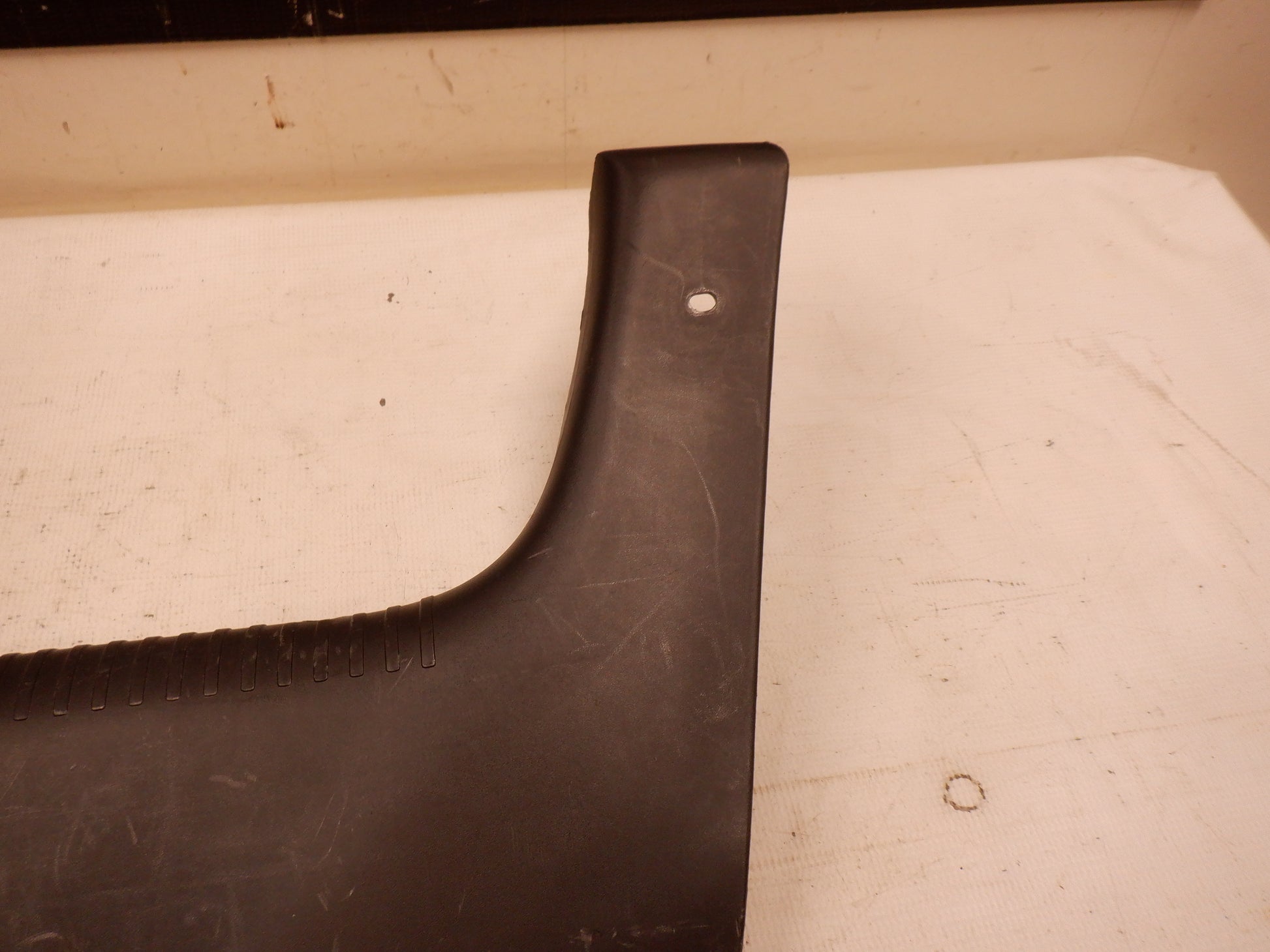 2006 Pontiac GTO Trunk Wall Plastic Cover Trim Panel 92162365 OEM - Day's Parts Yard