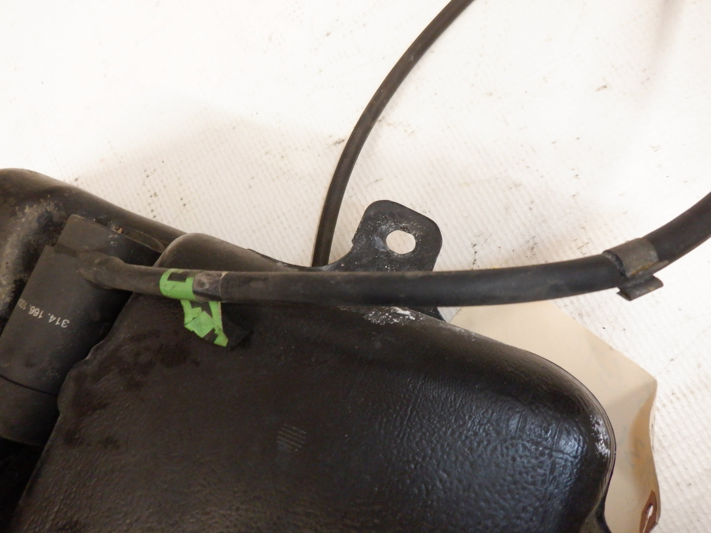 2005 Pontiac GTO Windshield Wash and Pump Reservoir with Hose 4053229 OEM - Day's Parts Yard