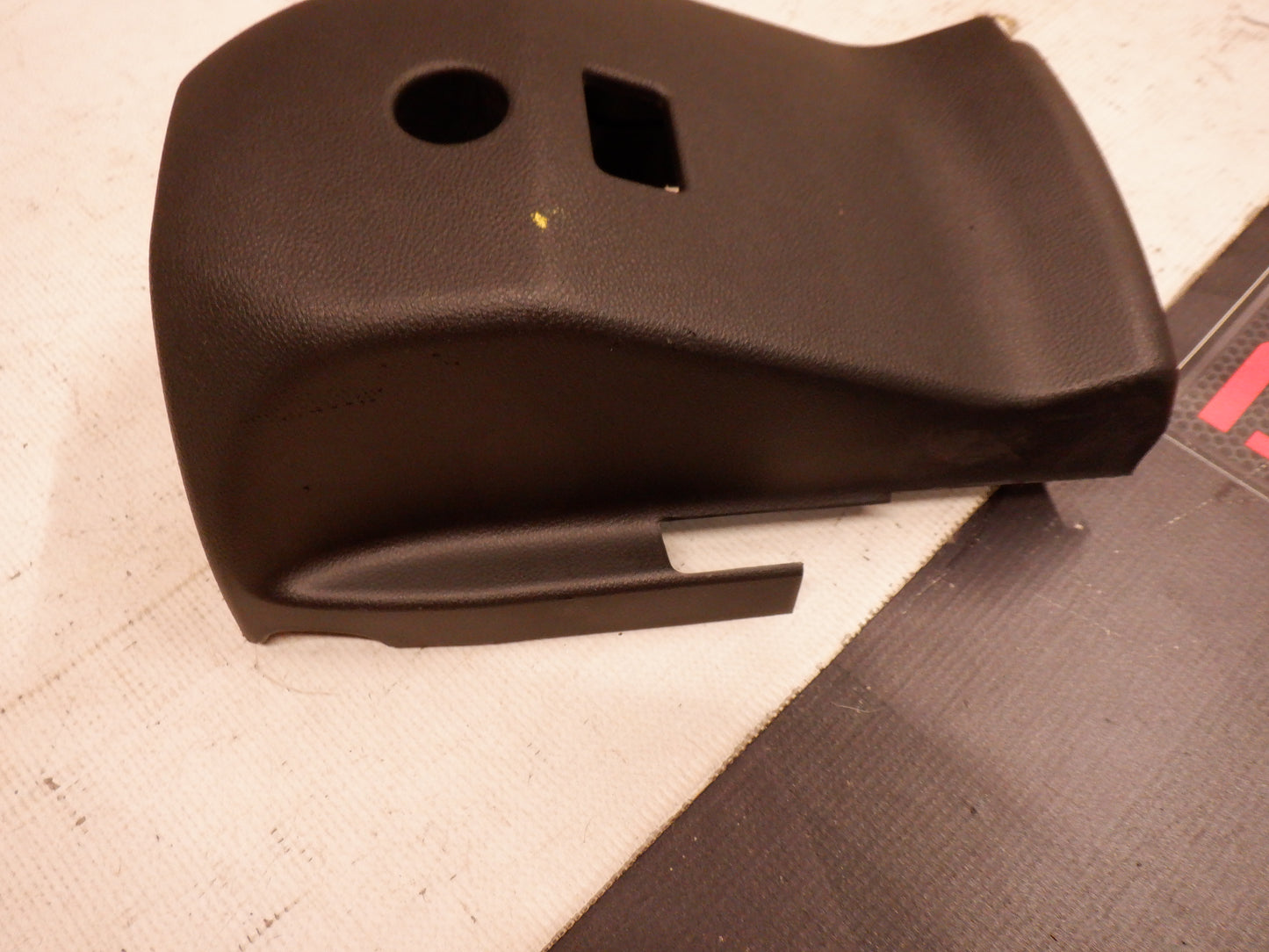 2014 Chevy SS Sedan Lower Column Cover 92290200 OEM - Day's Parts Yard