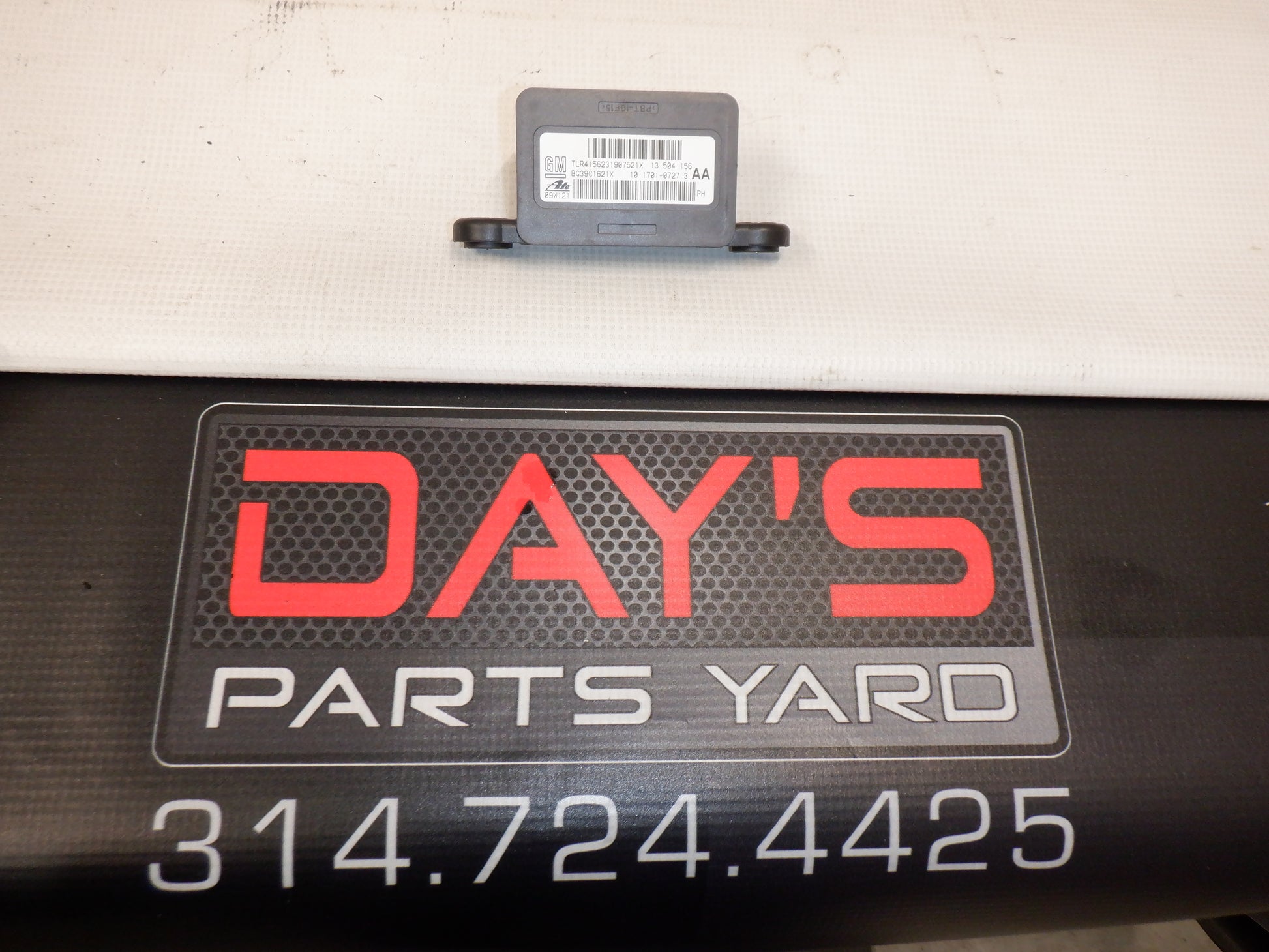 2010 Chevy Camaro SS Stability Yaw Sensor Control Module 13504156 OEM - Day's Parts Yard