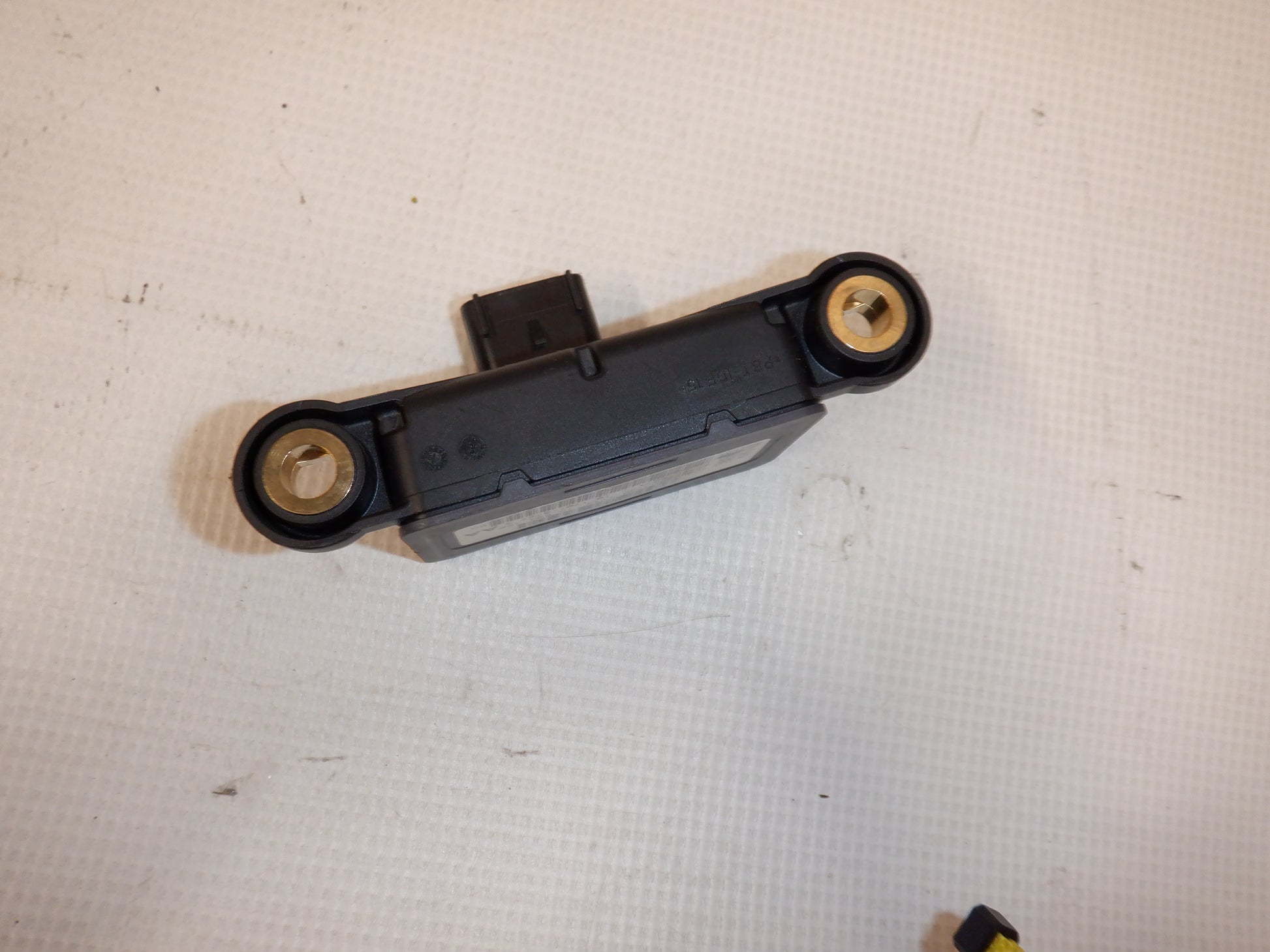 2010 Chevy Camaro SS Stability Yaw Sensor Control Module 13504156 OEM - Day's Parts Yard