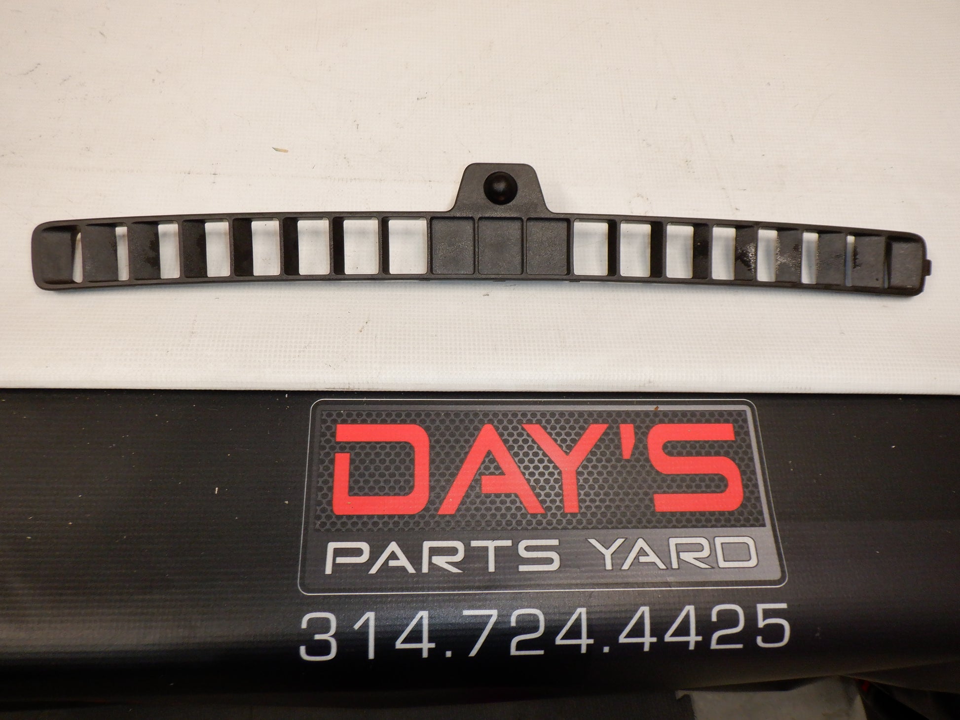 2015 Chevy Camaro SS Heater Defroster Grille 92240518 OEM - Day's Parts Yard