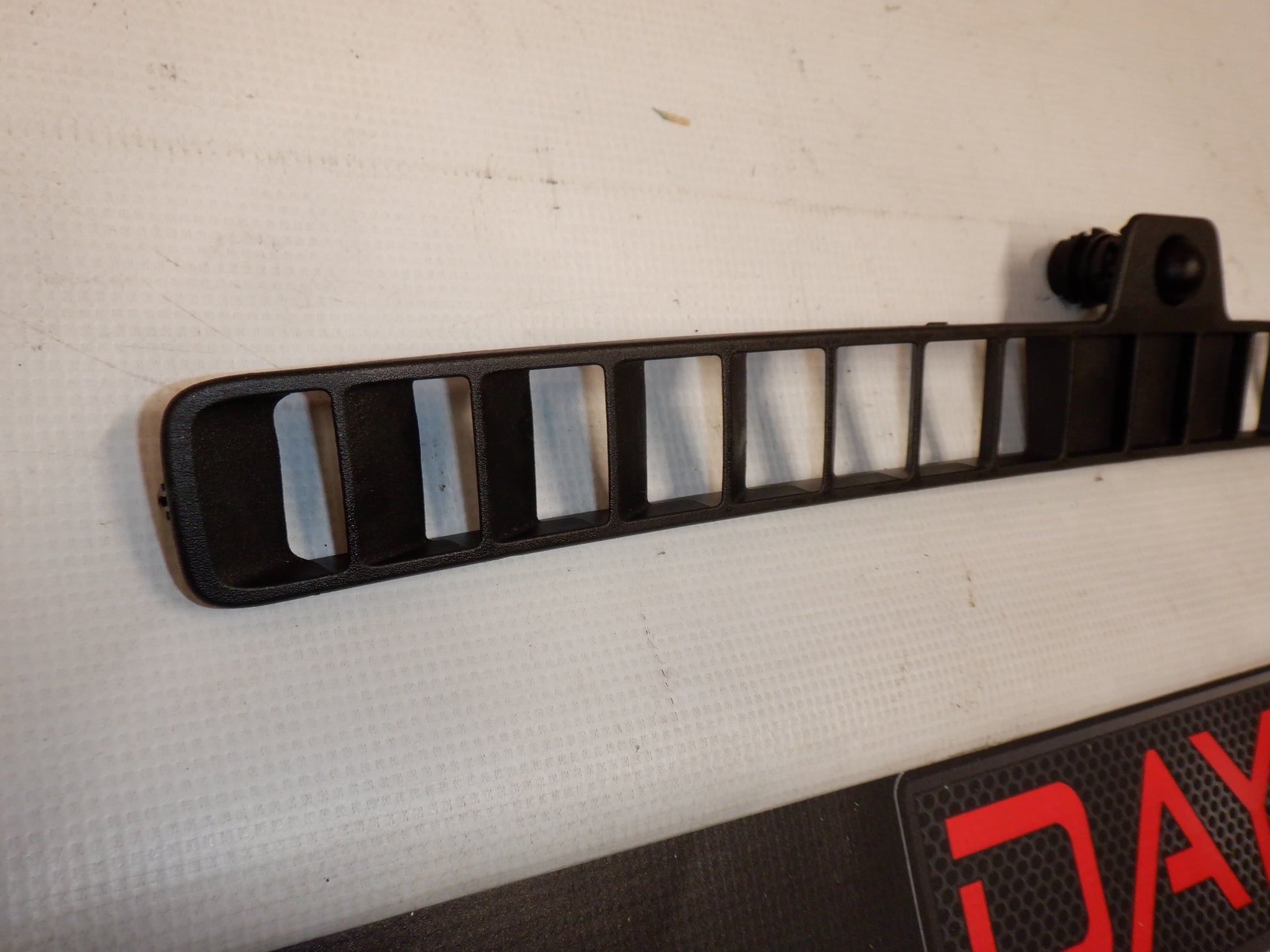 2015 Chevy Camaro SS Heater Defroster Grille 92240518 OEM - Day's Parts Yard