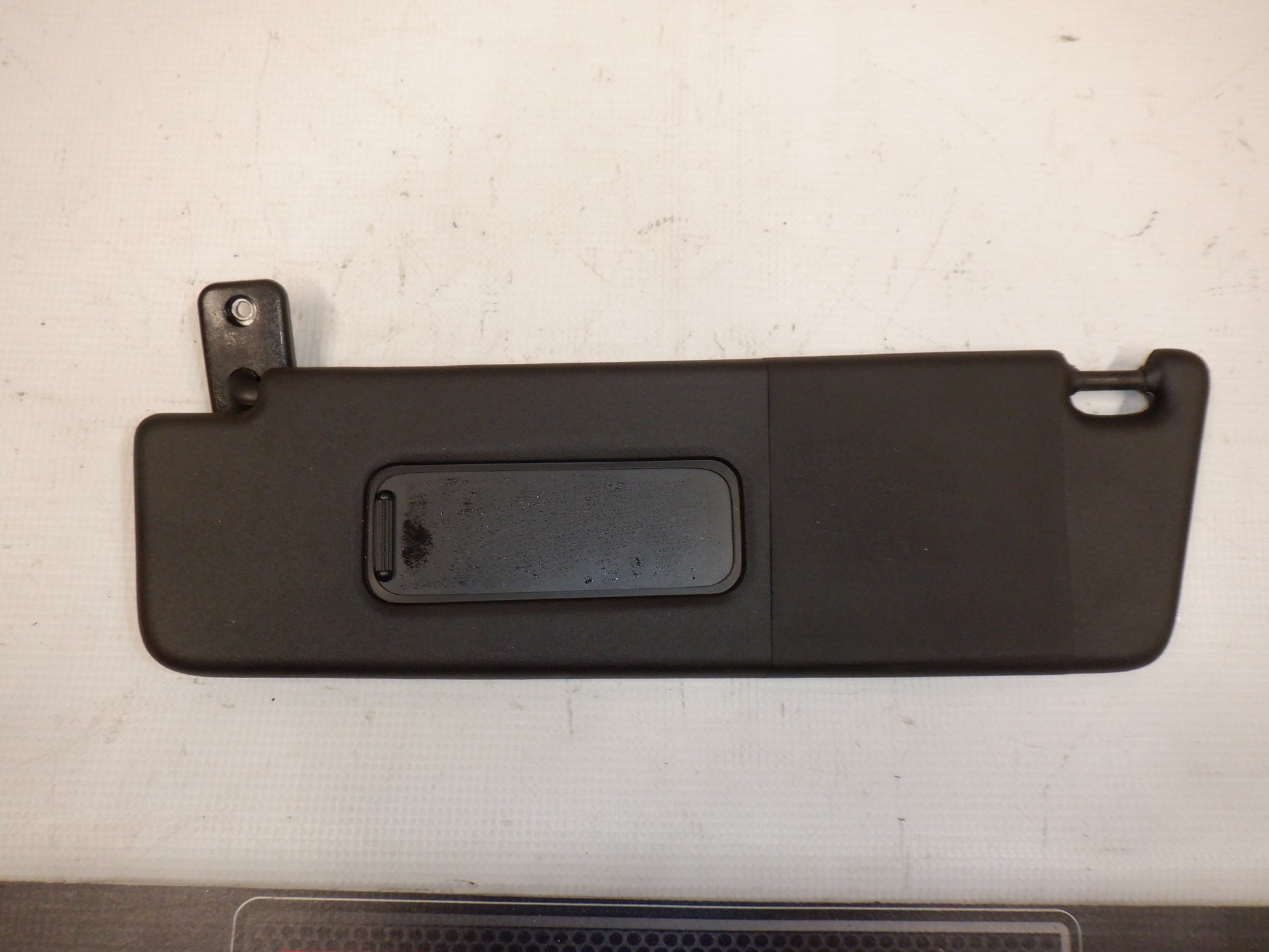 2013 Chevy Camaro LH Sun Visor OEM - Day's Parts Yard