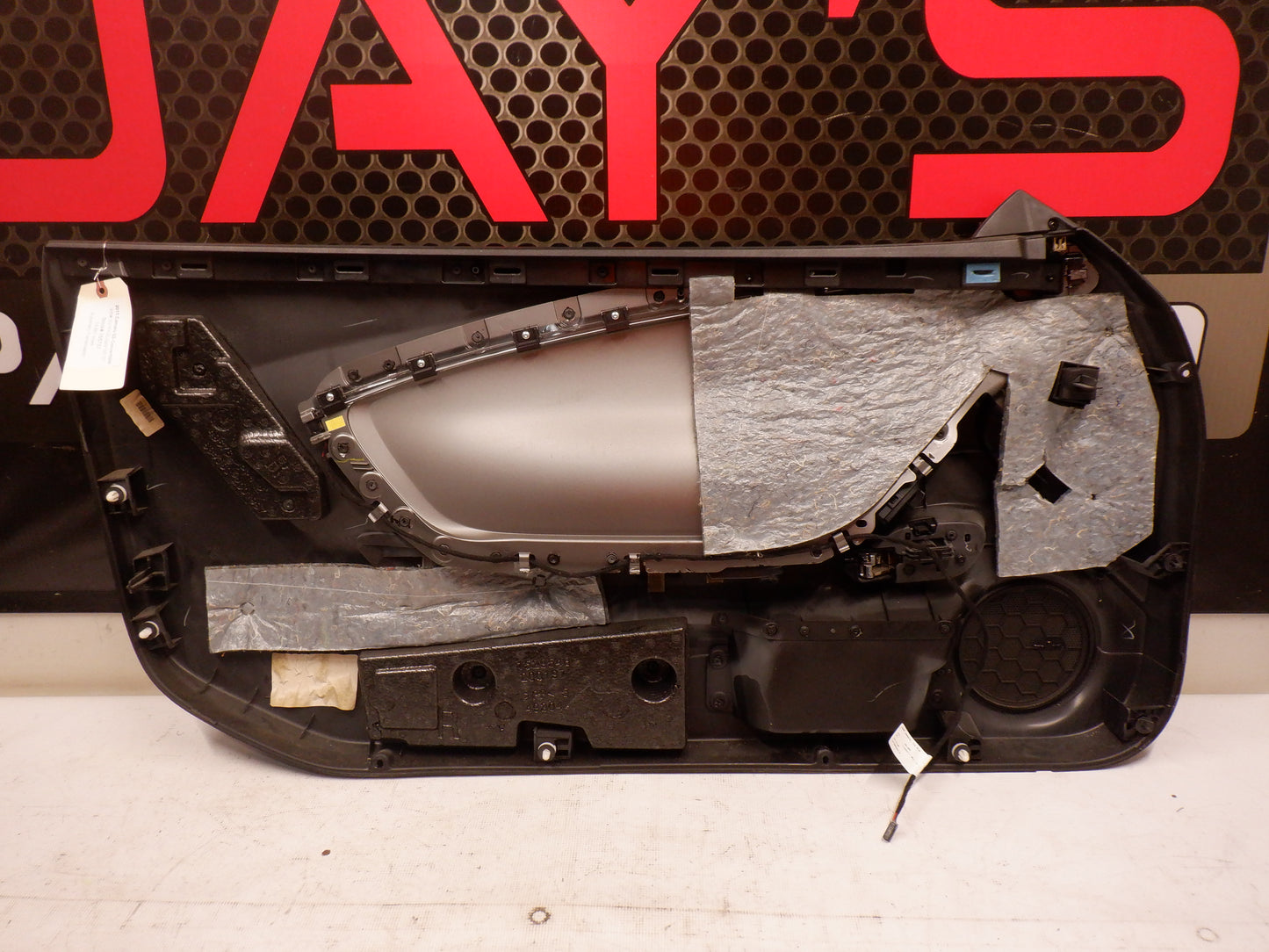 2011 Chevy SS Camaro Convertible RH Passenger Front Door Panel OEM - Day's Parts Yard