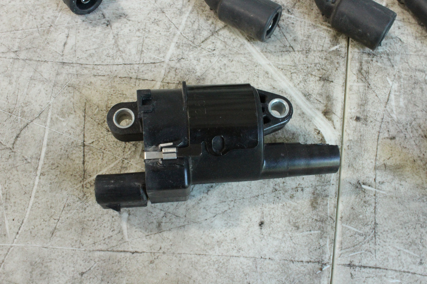 2015 Chevy Camaro SS 1LE 2 Coils and 7 Spark Plug Wires OEM - Day's Parts Yard