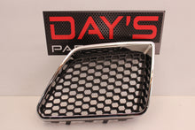 2009 Pontiac G8 GT NEW LH Front Kidney Grille Bumper Inserts OEM
