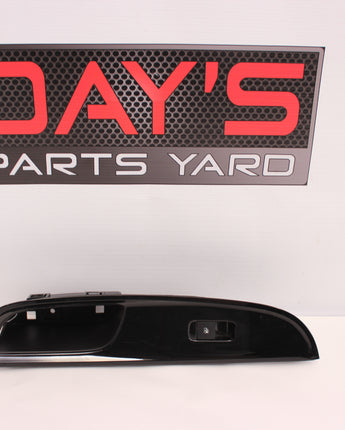 2015 Chevy SS Sedan Front RH Passenger Door Panel Window Switch & Bezel 92276344 OEM - Day's Parts Yard