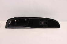 2015 Chevy SS Sedan Front RH Passenger Door Panel Window Switch & Bezel 92276344 OEM - Day's Parts Yard