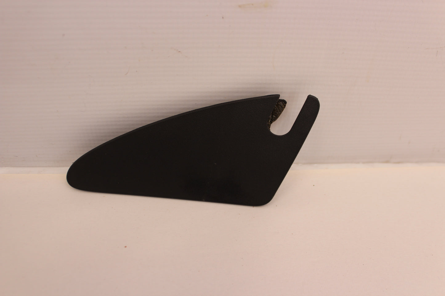 2009 Pontiac G8 GT LH Driver Interior Mirror Bolt Cover OEM - Day's Parts Yard