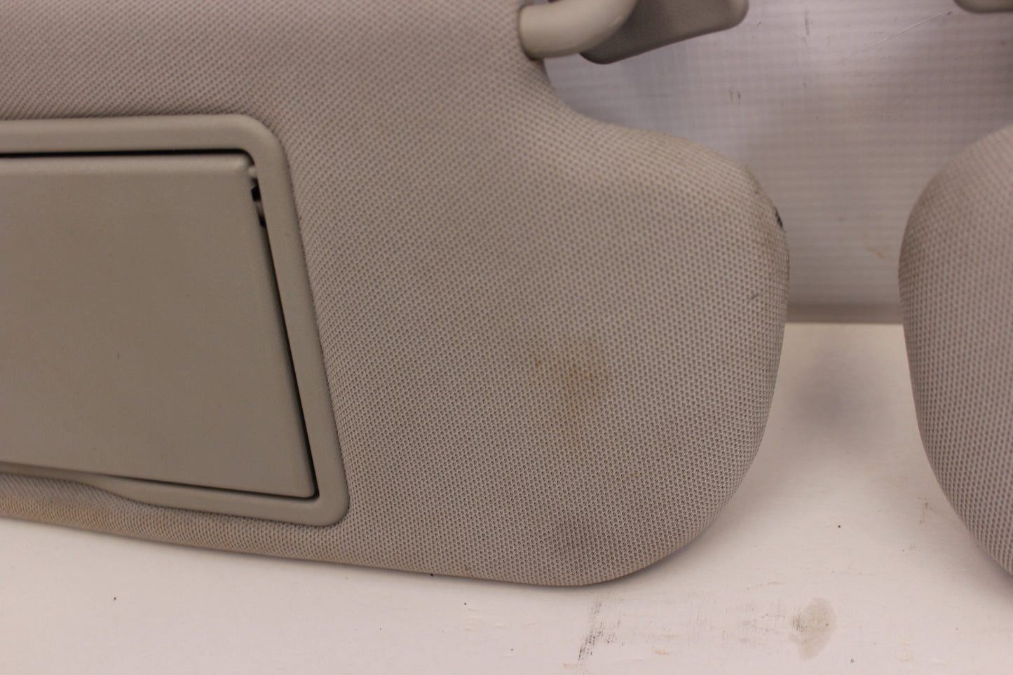 2014 Chevy SS Sedan RH & LH Sun Visor Sunvisor w/ Clips OEM - Day's Parts Yard