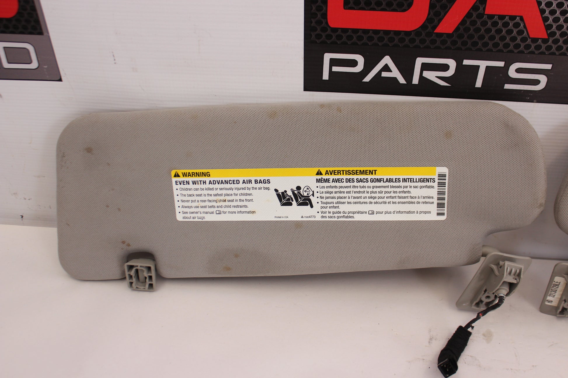 2014 Chevy SS Sedan RH & LH Sun Visor Sunvisor w/ Clips OEM - Day's Parts Yard