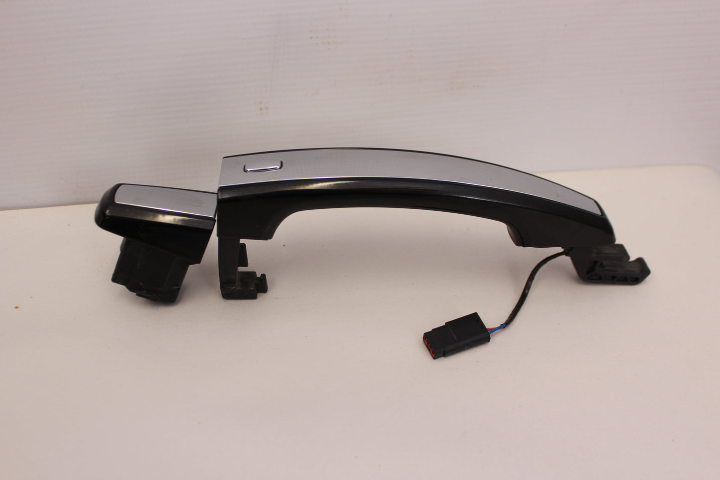 2014 Chevy SS Sedan Rear RH Passenger Exterior Door Handle Black / Chrome OEM