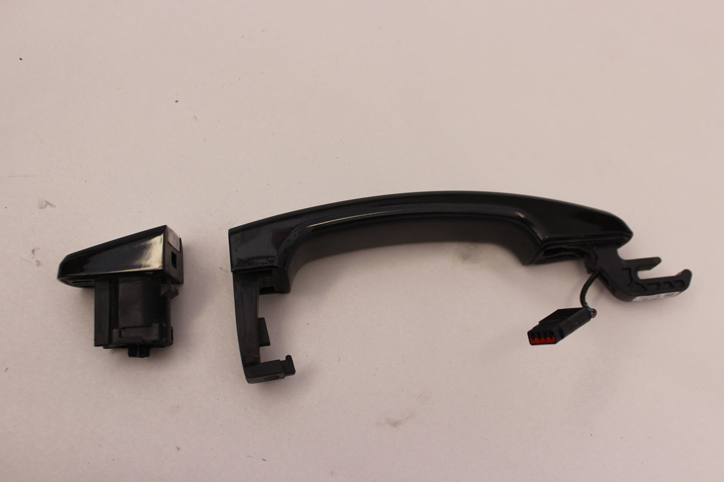 2014 Chevy SS Sedan Rear RH Passenger Exterior Door Handle Black / Chrome OEM