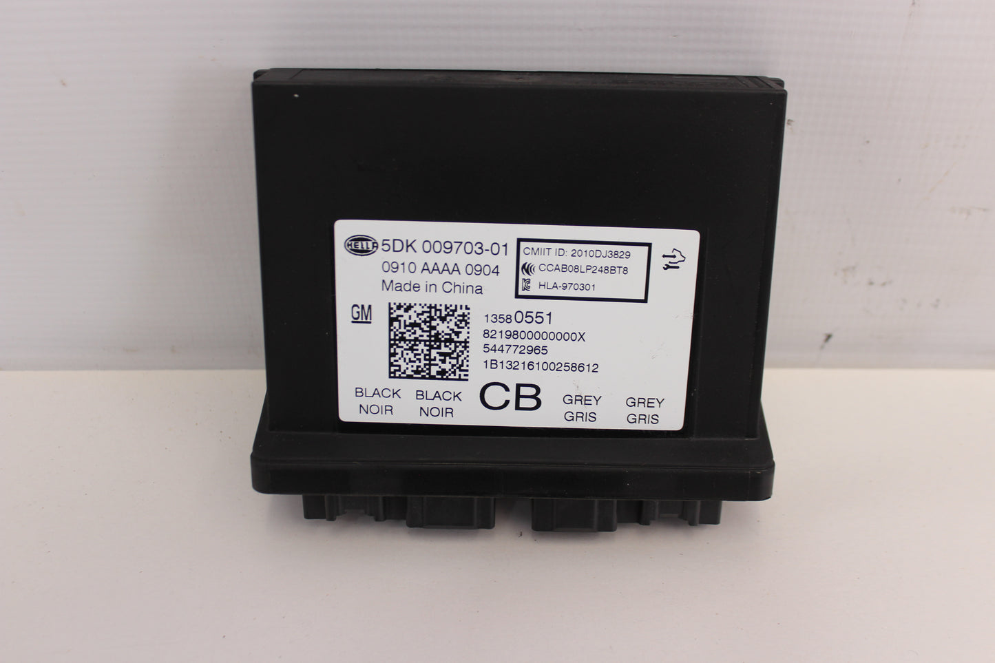 2014 Chevy SS Sedan Keyless Entry Control Modular 13580551 OEM - Day's Parts Yard