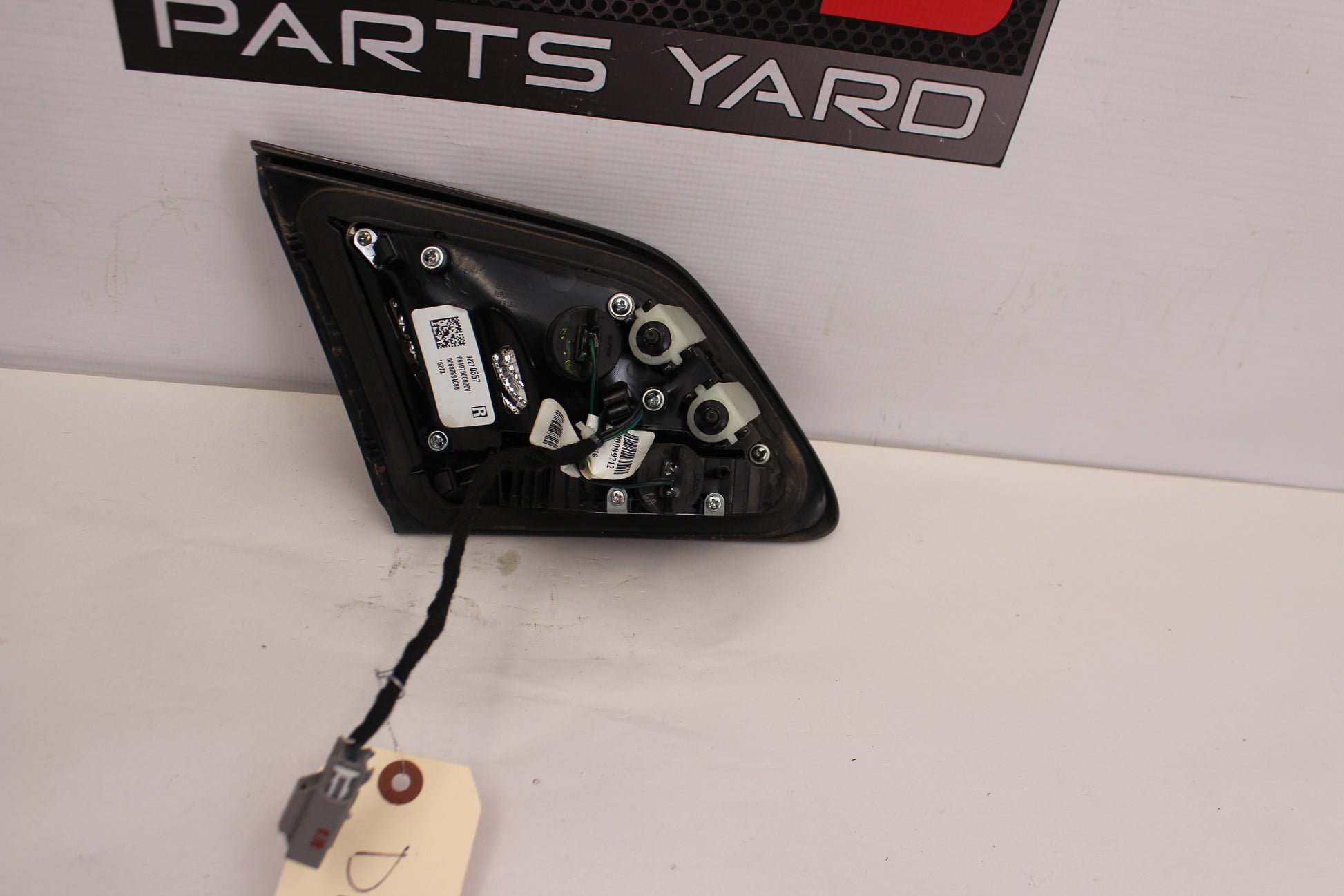 2017 Chevy SS Sedan RH Passenger Inner Tail Light 92270557 OEM - Day's Parts Yard