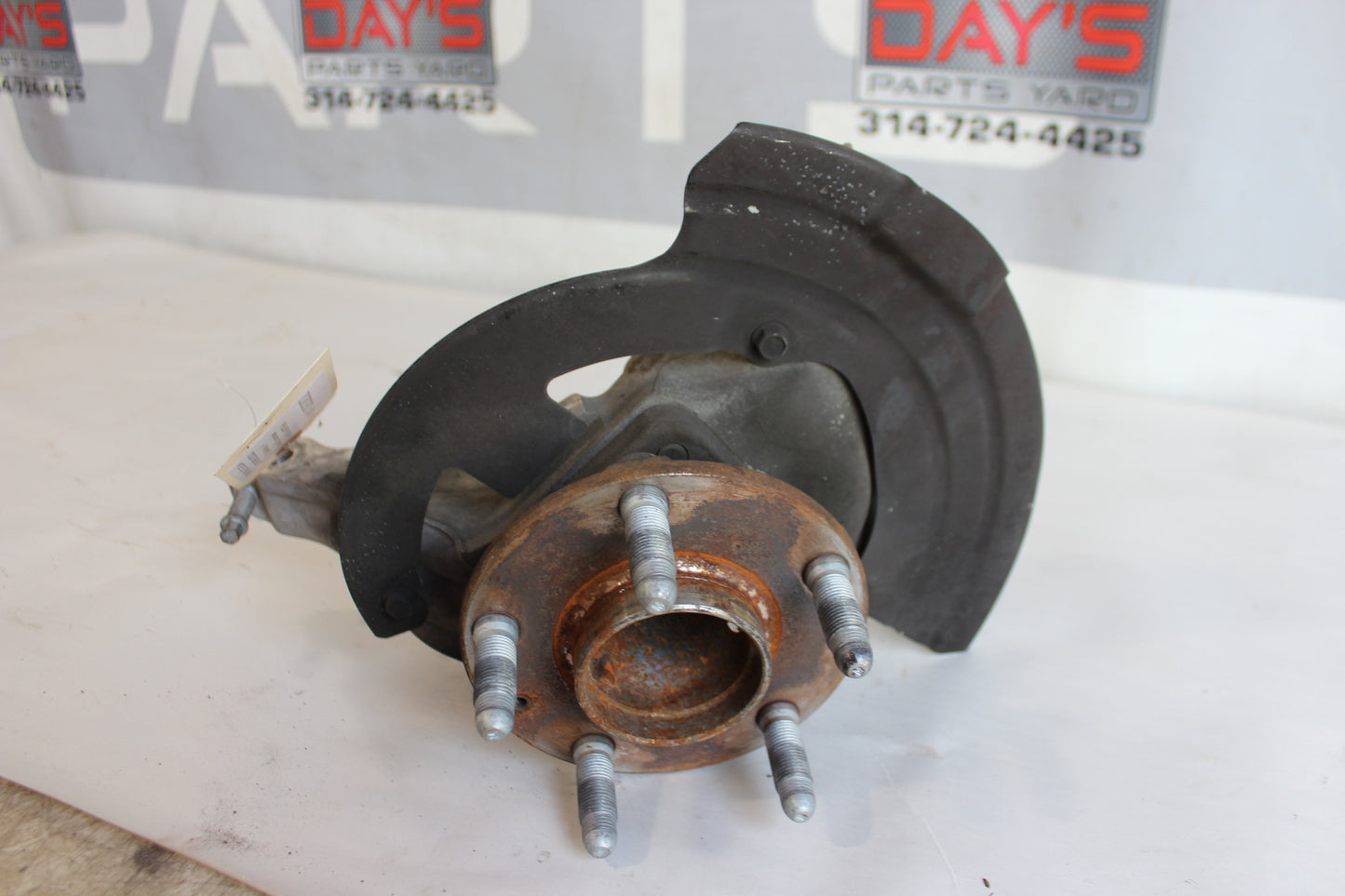 2015 Chevy SS Sedan Front LH Driver Hub Spindle Assembly OEM