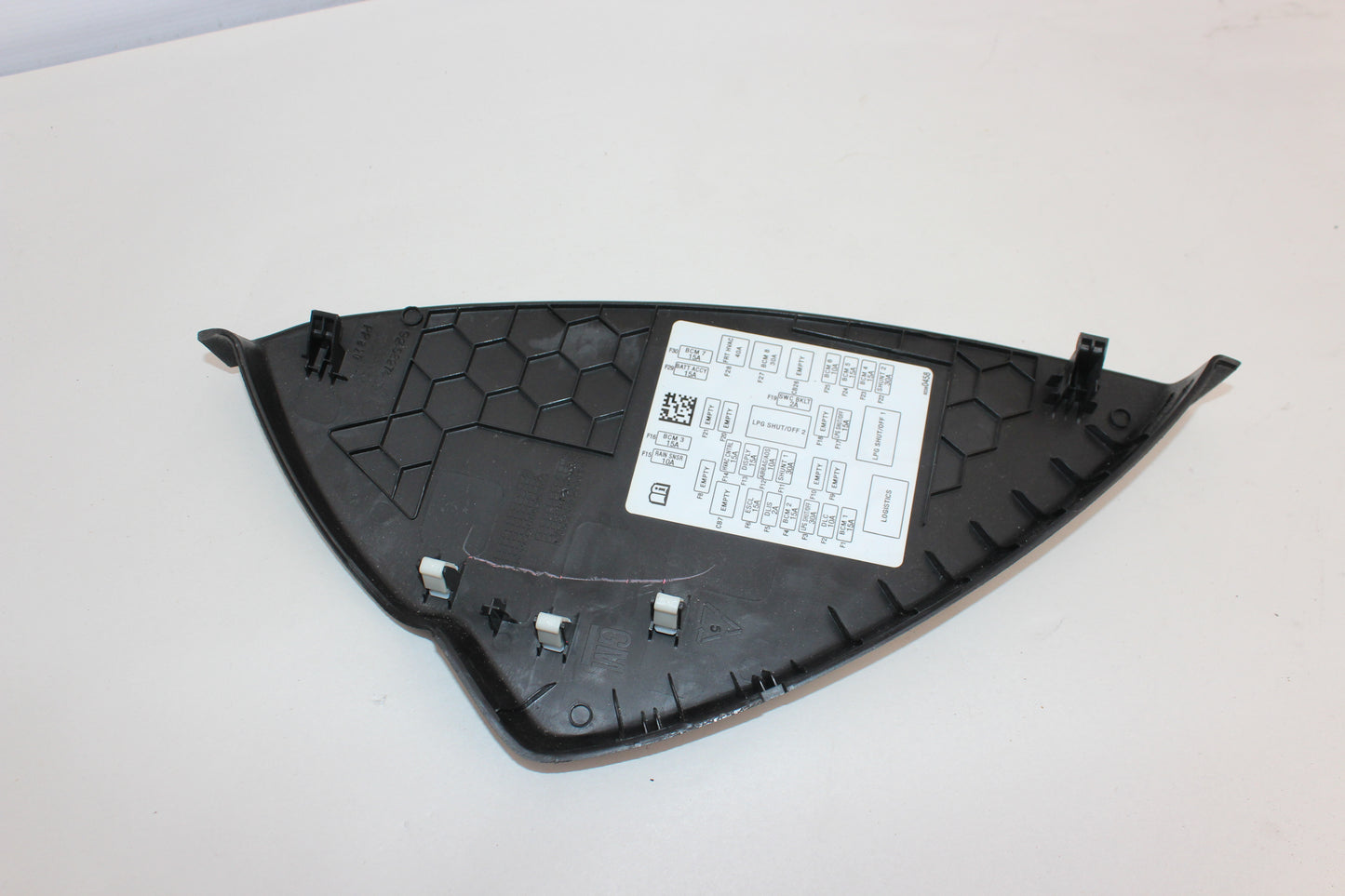2014 Chevy SS Sedan RH & LH Dash End Cap Covers OEM - Day's Parts Yard