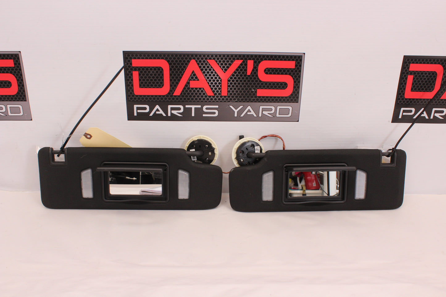 2018 Chevy Camaro ZL1 1LE RH & LH Sun Visor Sunvisor w/ Clips OEM