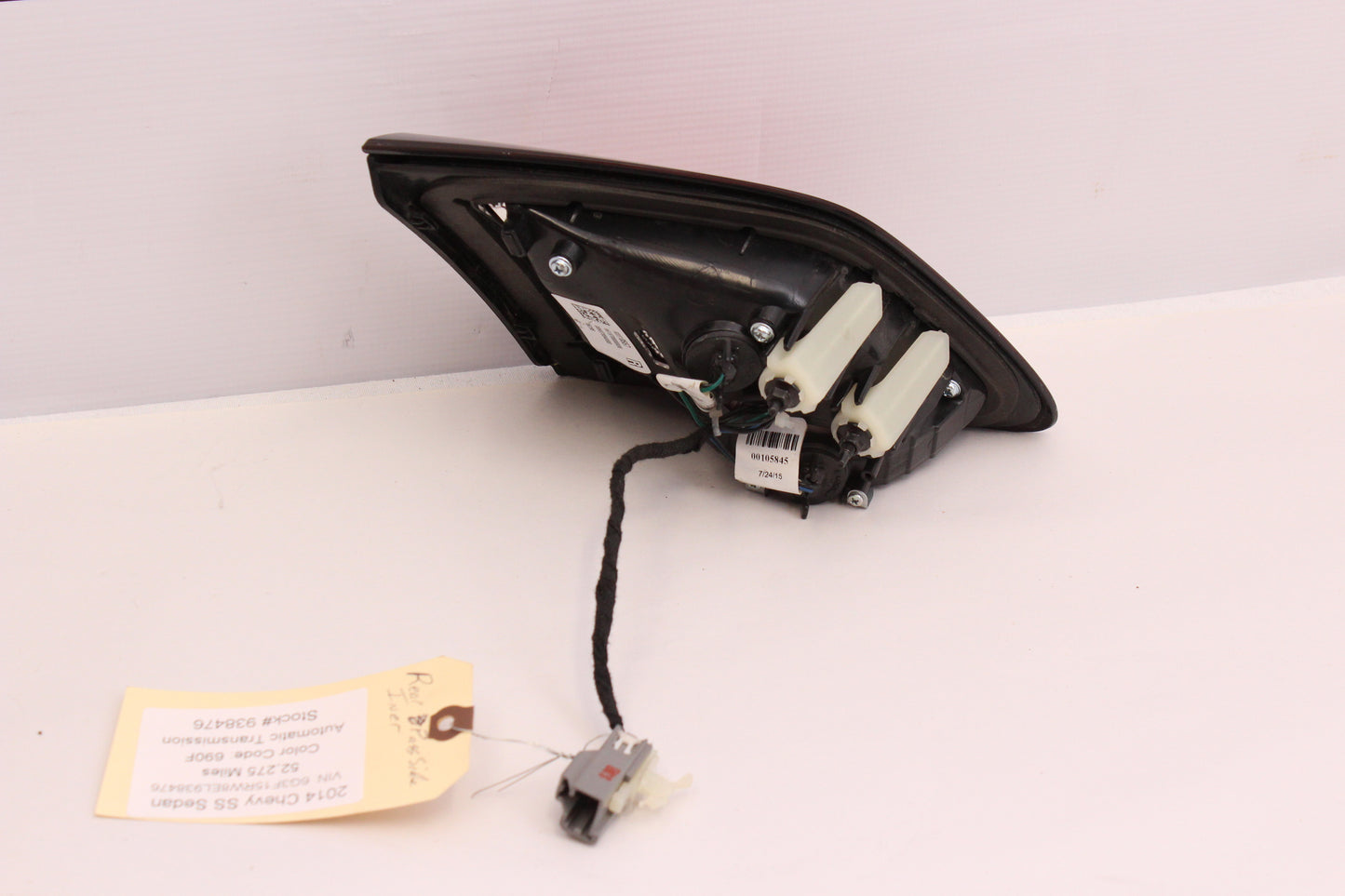 2014 Chevy SS Sedan RH Passenger Inner Tail Light 92270557 OEM - Day's Parts Yard