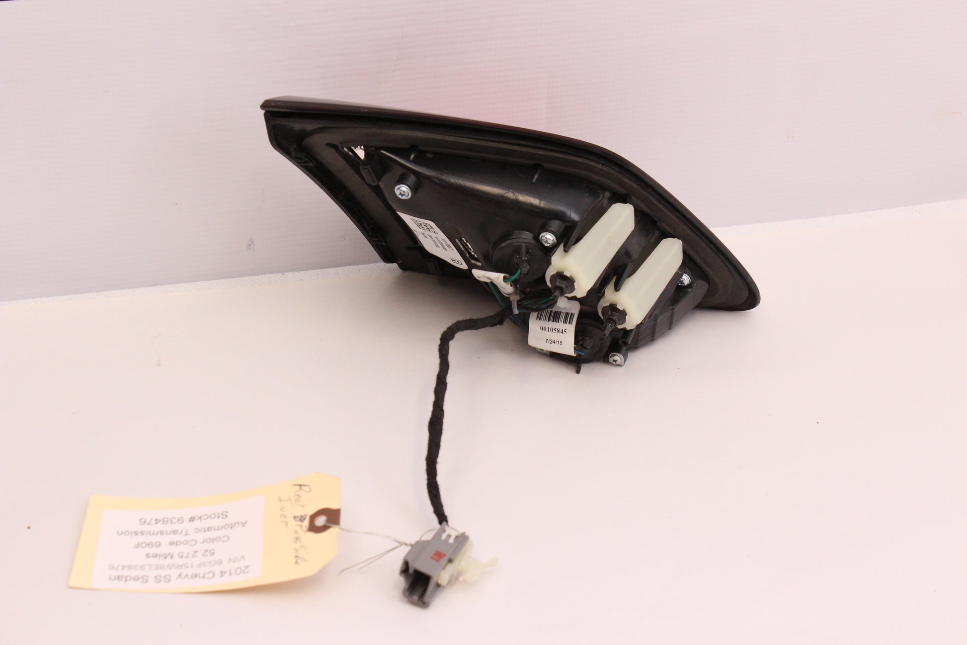 2014 Chevy SS Sedan RH Passenger Inner Tail Light 92270557 OEM - Day's Parts Yard