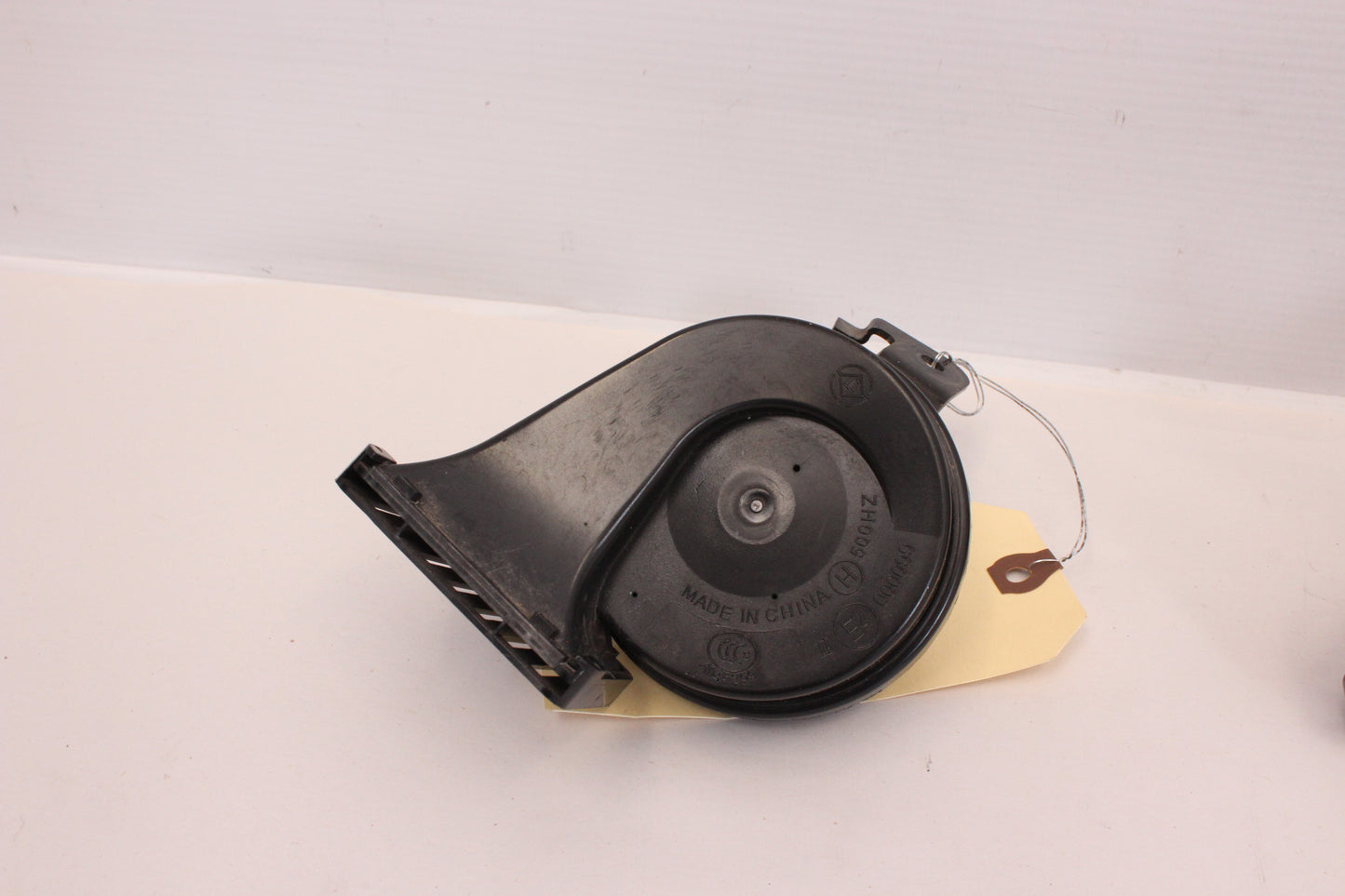 2018 Chevy Camaro ZL1 1LE RH & LH Horns OEM - Day's Parts Yard