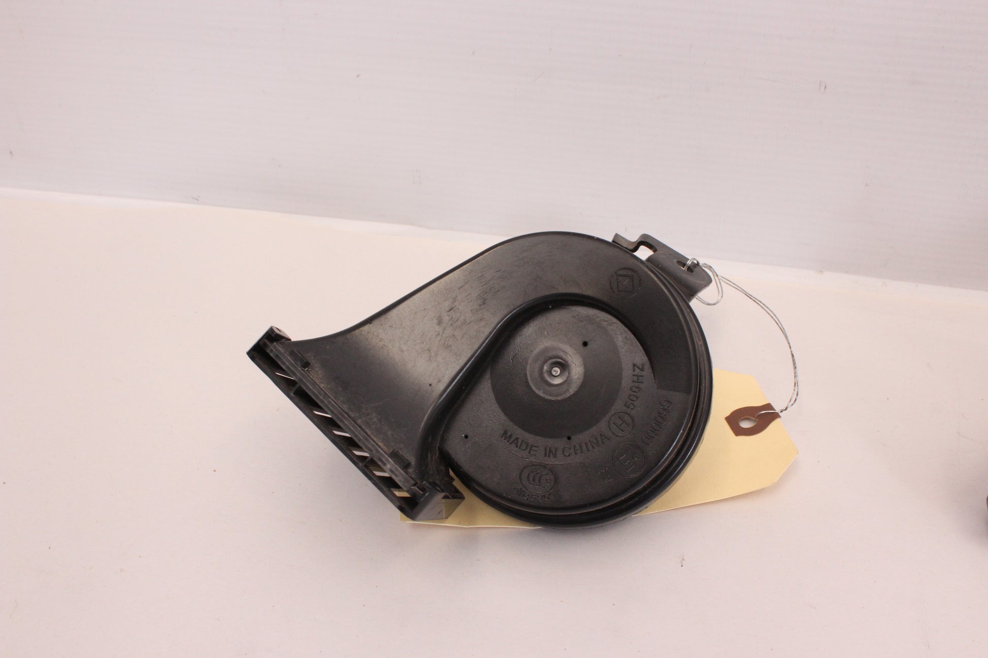 2018 Chevy Camaro ZL1 1LE RH & LH Horns OEM - Day's Parts Yard