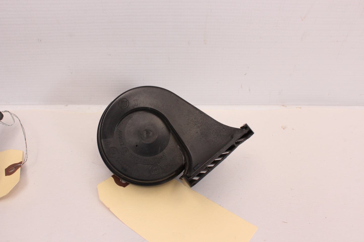 2018 Chevy Camaro ZL1 1LE RH & LH Horns OEM - Day's Parts Yard