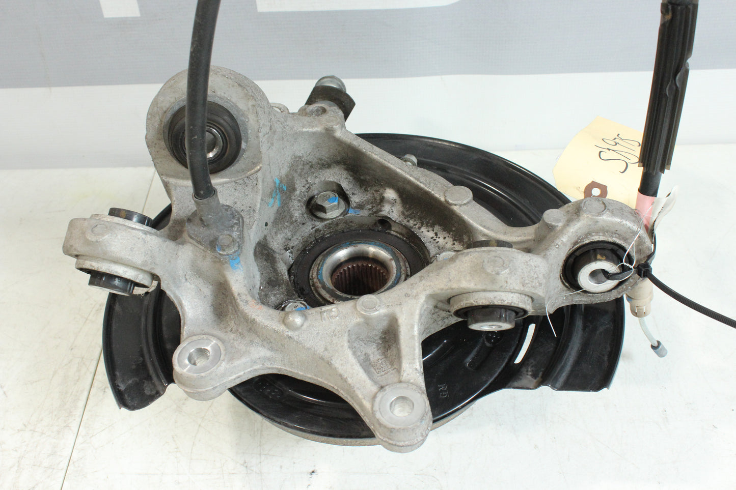 2018 Chevy Camaro ZL1 1LE Rear LH Driver Complete Spindle Hub Assembly OEM