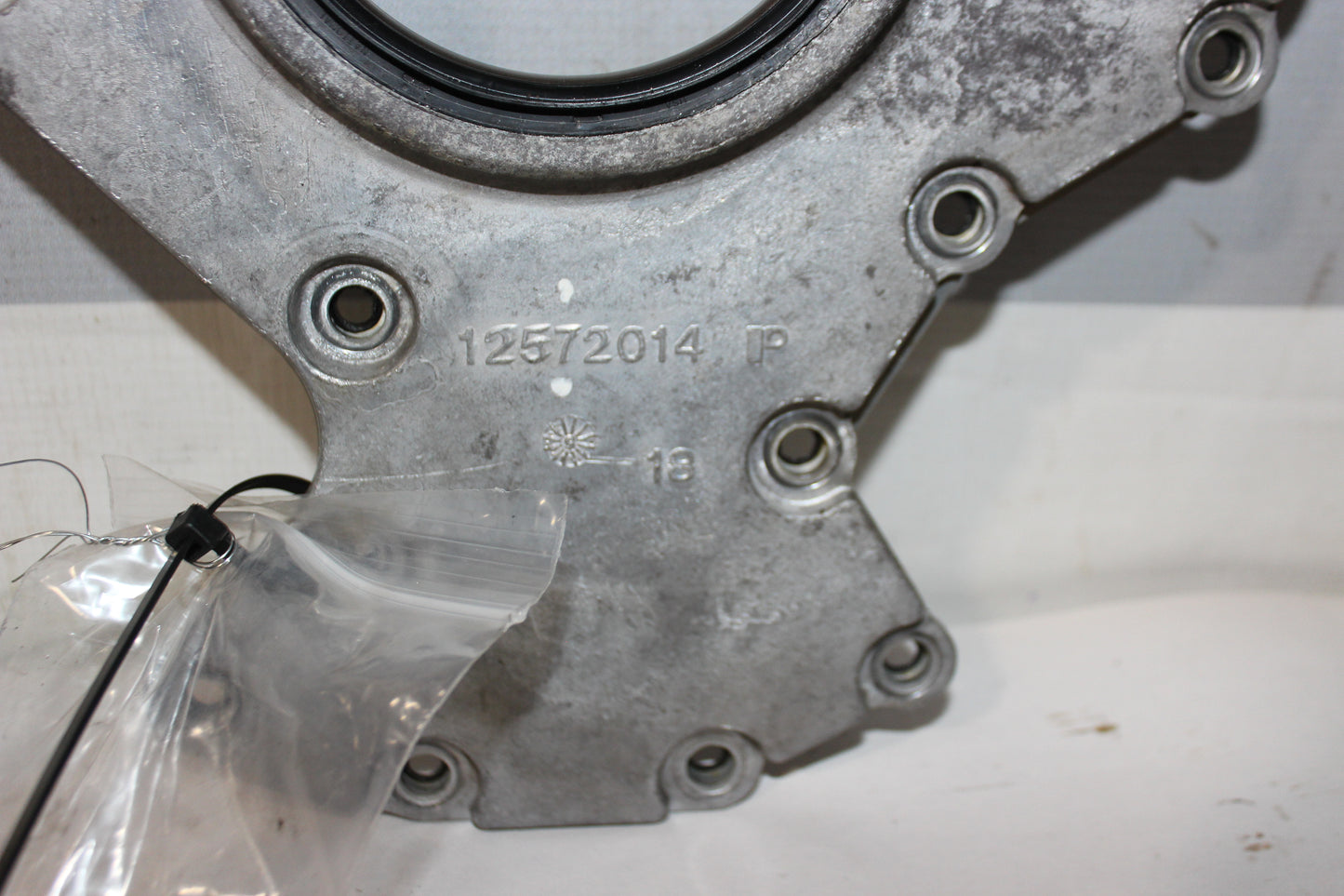 2006 Pontiac GTO Rear Engine Block Cover w/ Hardware 12572014 OEM - Day's Parts Yard