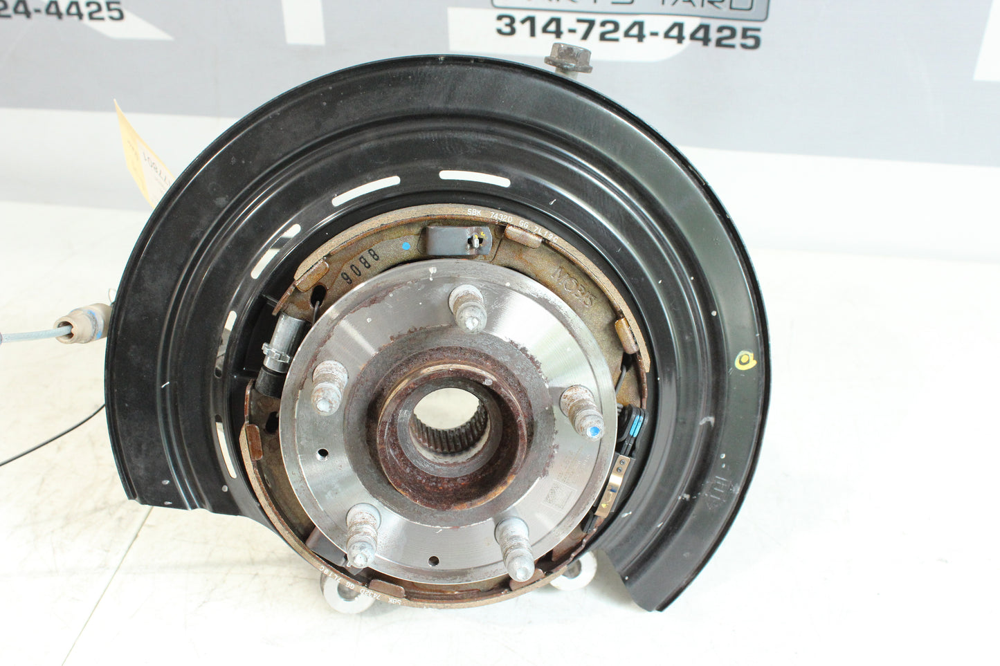 2018 Chevy Camaro ZL1 1LE Rear LH Driver Complete Spindle Hub Assembly OEM