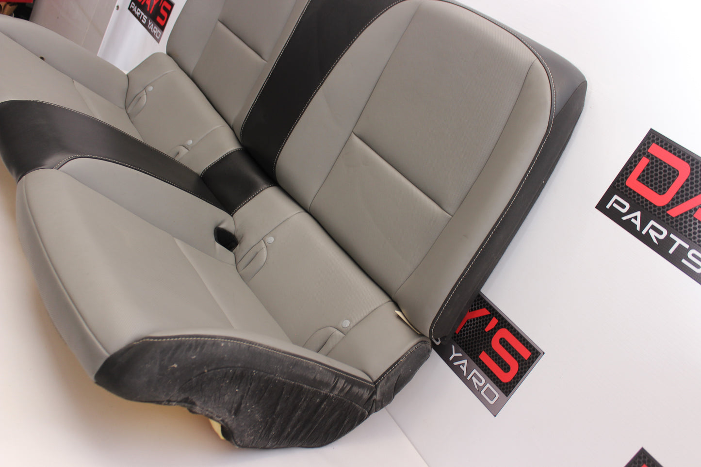 2011 Chevy Camaro SS Rear Back Seat Titanium Leather Seats Seat OEM