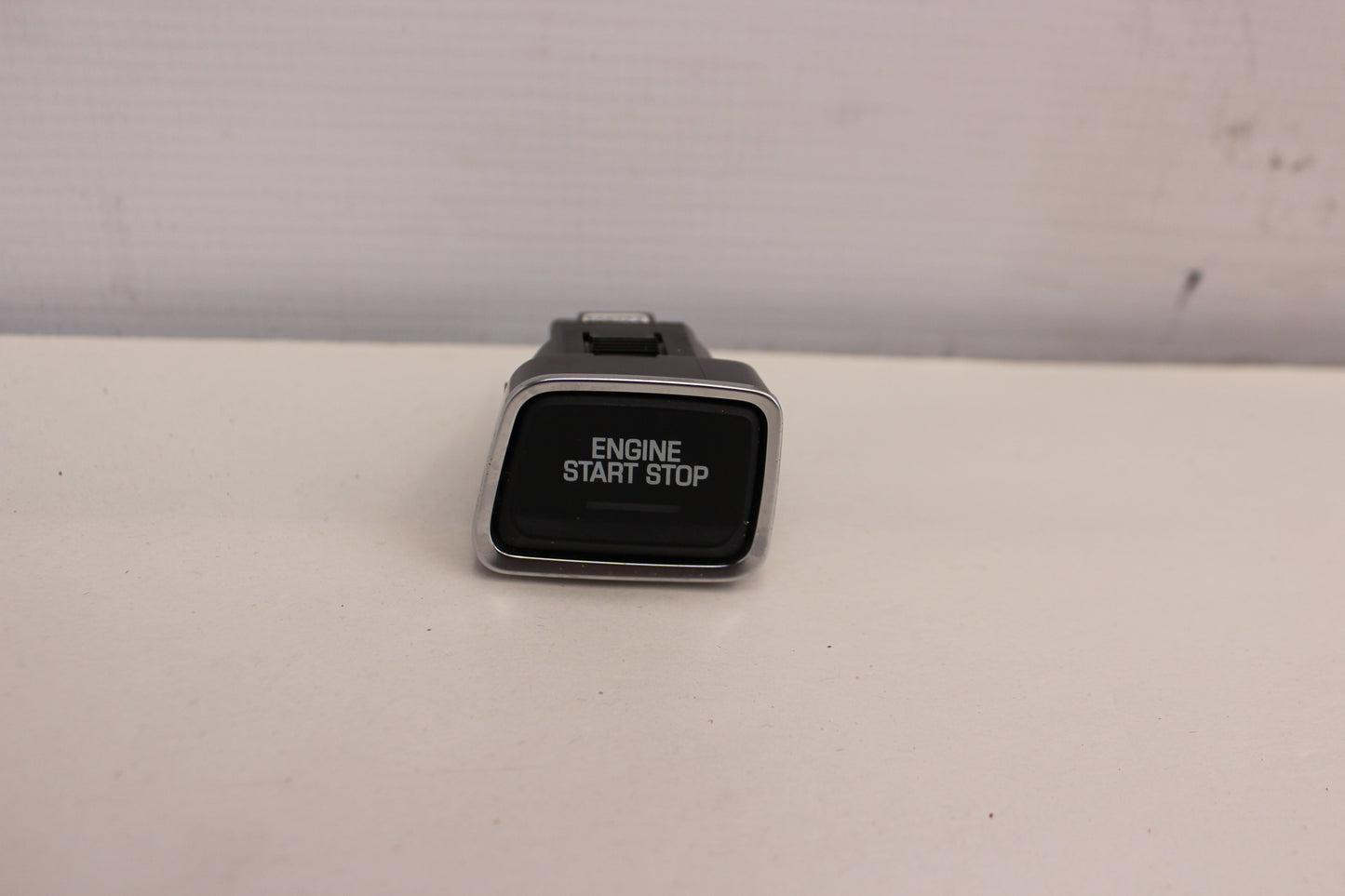 2020 Chevy Camaro SS 1LE Engine Start Button 22774052 OEM