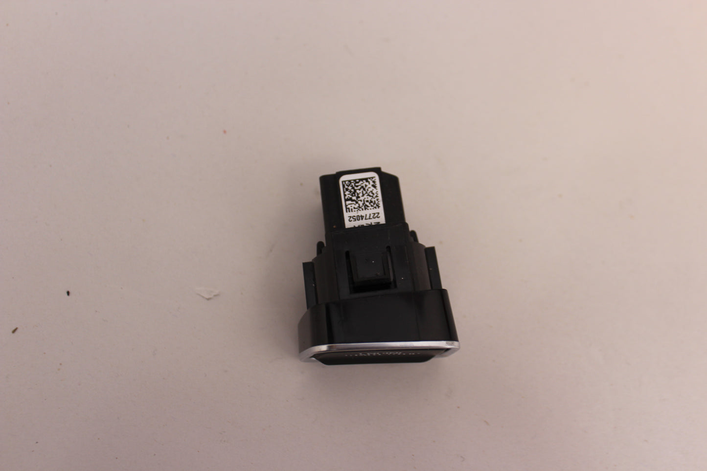 2020 Chevy Camaro SS 1LE Engine Start Button 22774052 OEM