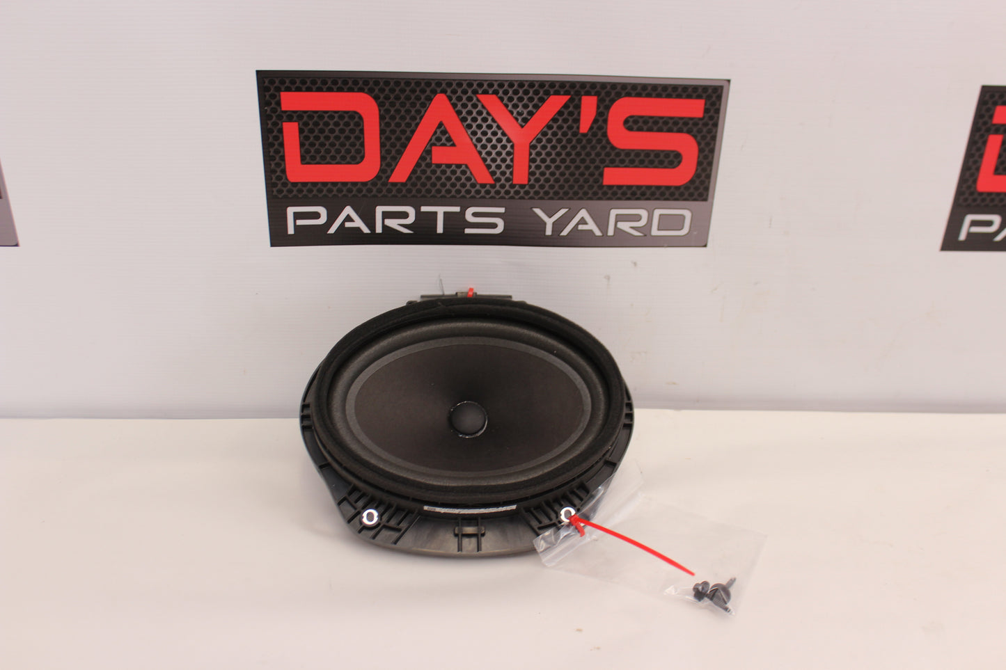 2020 Chevy Camaro 1LE Front RH Passenger Door Speaker 23215286 OEM