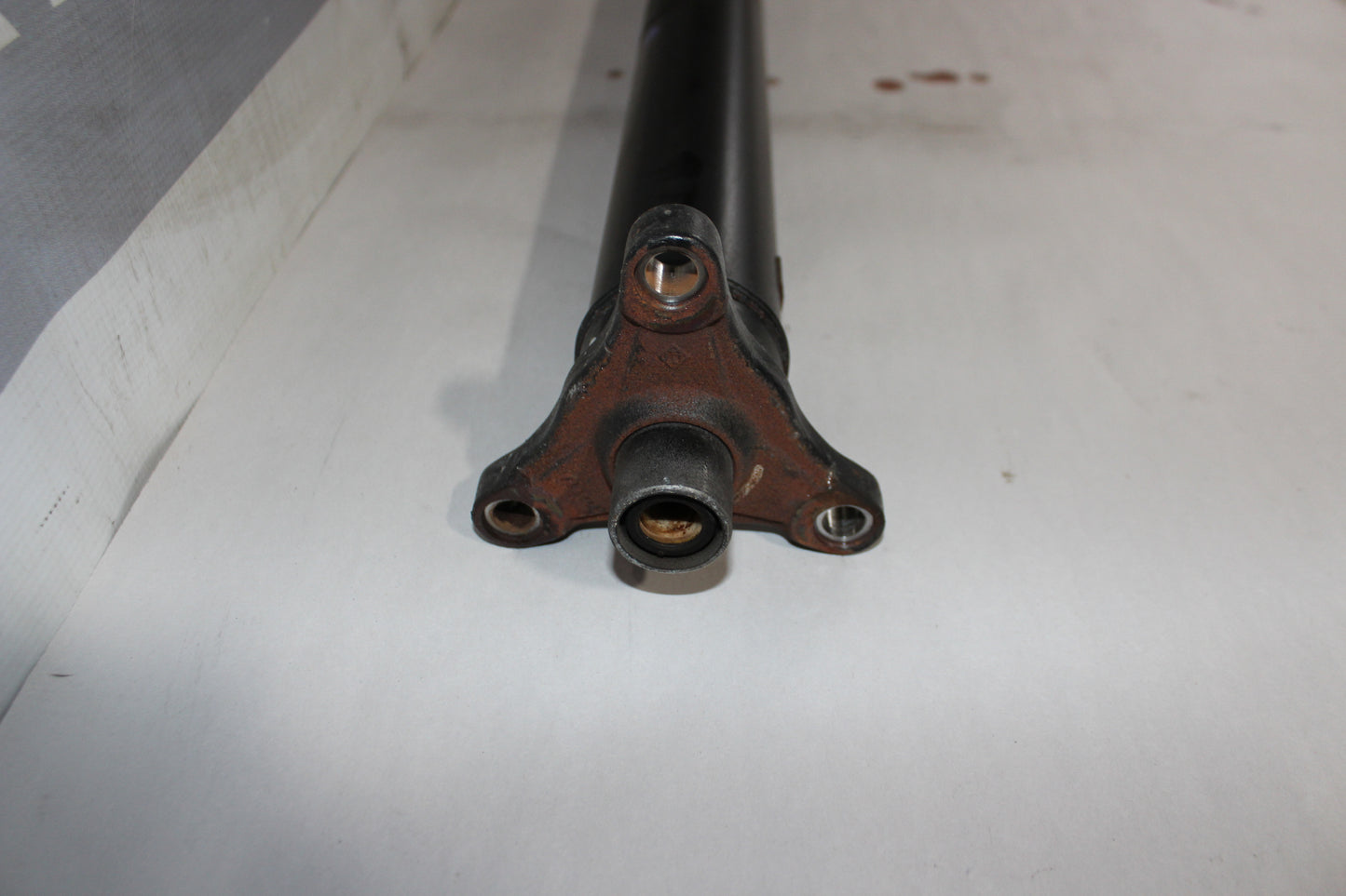 2020 Chevrolet Camaro 1LE Drive Shaft Driveshaft OEM - Day's Parts Yard