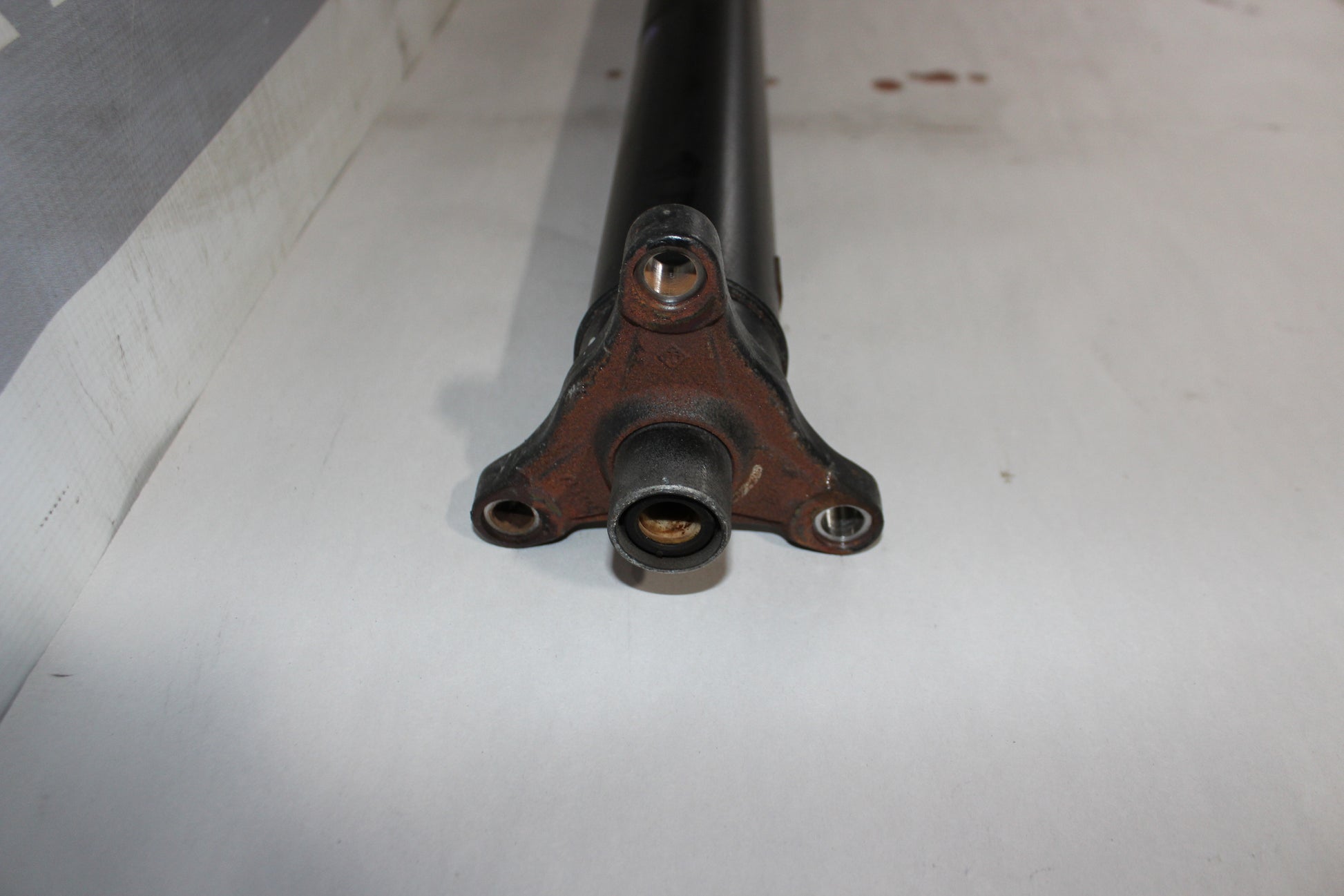 2020 Chevrolet Camaro 1LE Drive Shaft Driveshaft OEM - Day's Parts Yard