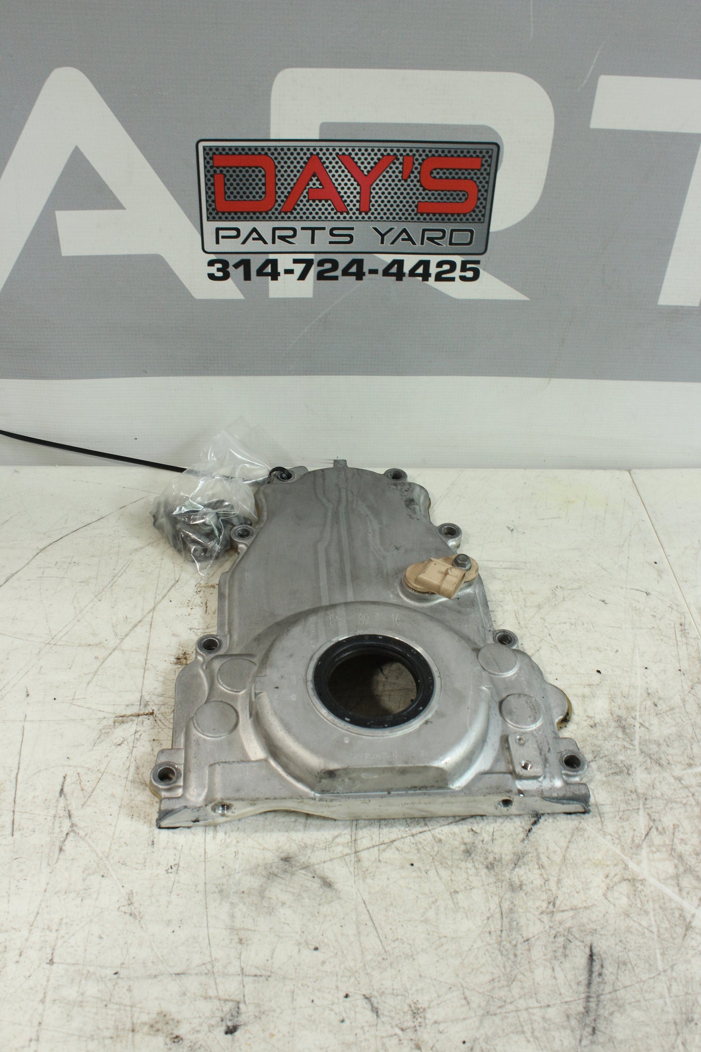 2017 Chevy SS Sedan Engine Timing Chain Front Cover w/ Hardware 12600326 OEM - Day's Parts Yard