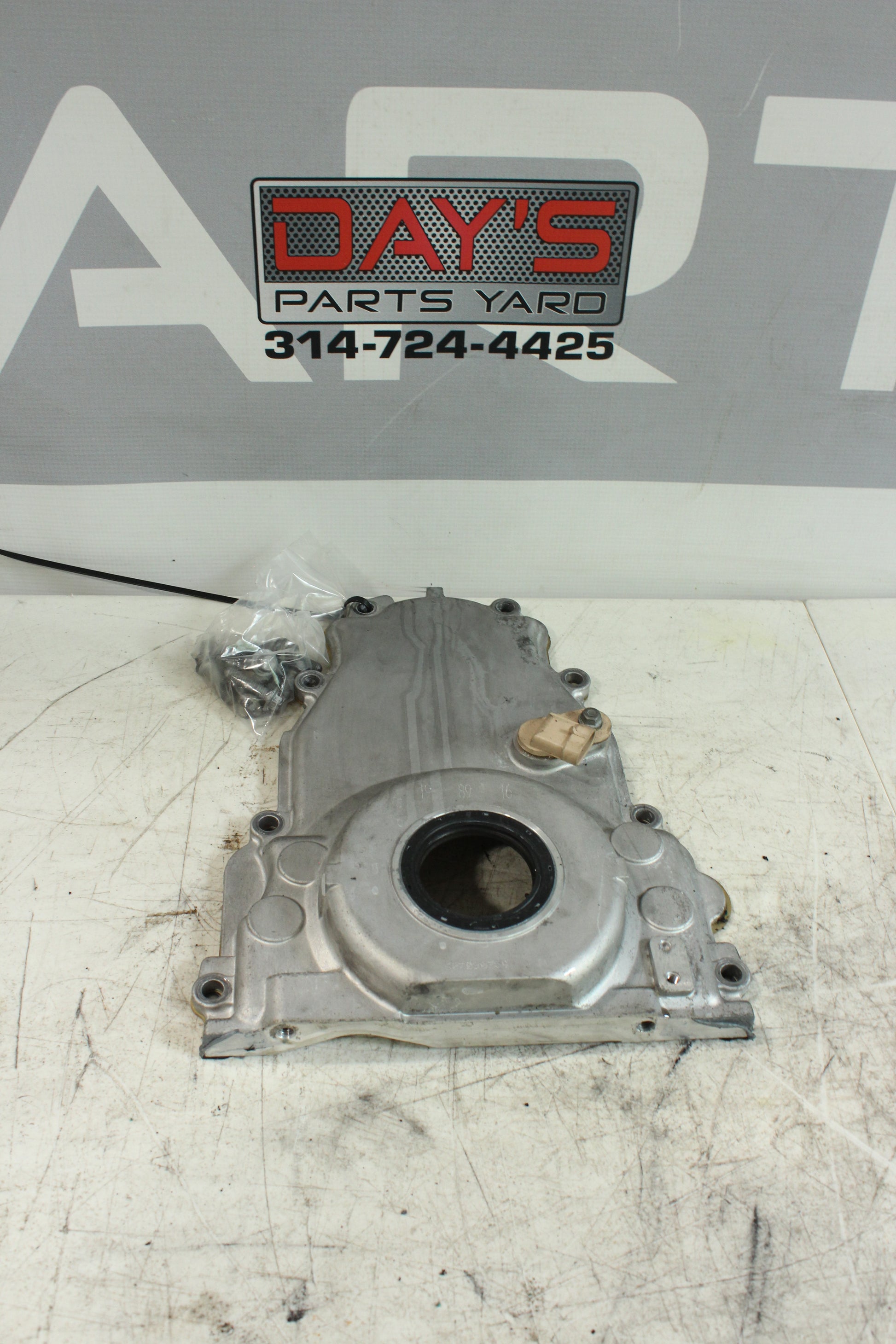 2017 Chevy SS Sedan Engine Timing Chain Front Cover w/ Hardware 12600326 OEM - Day's Parts Yard